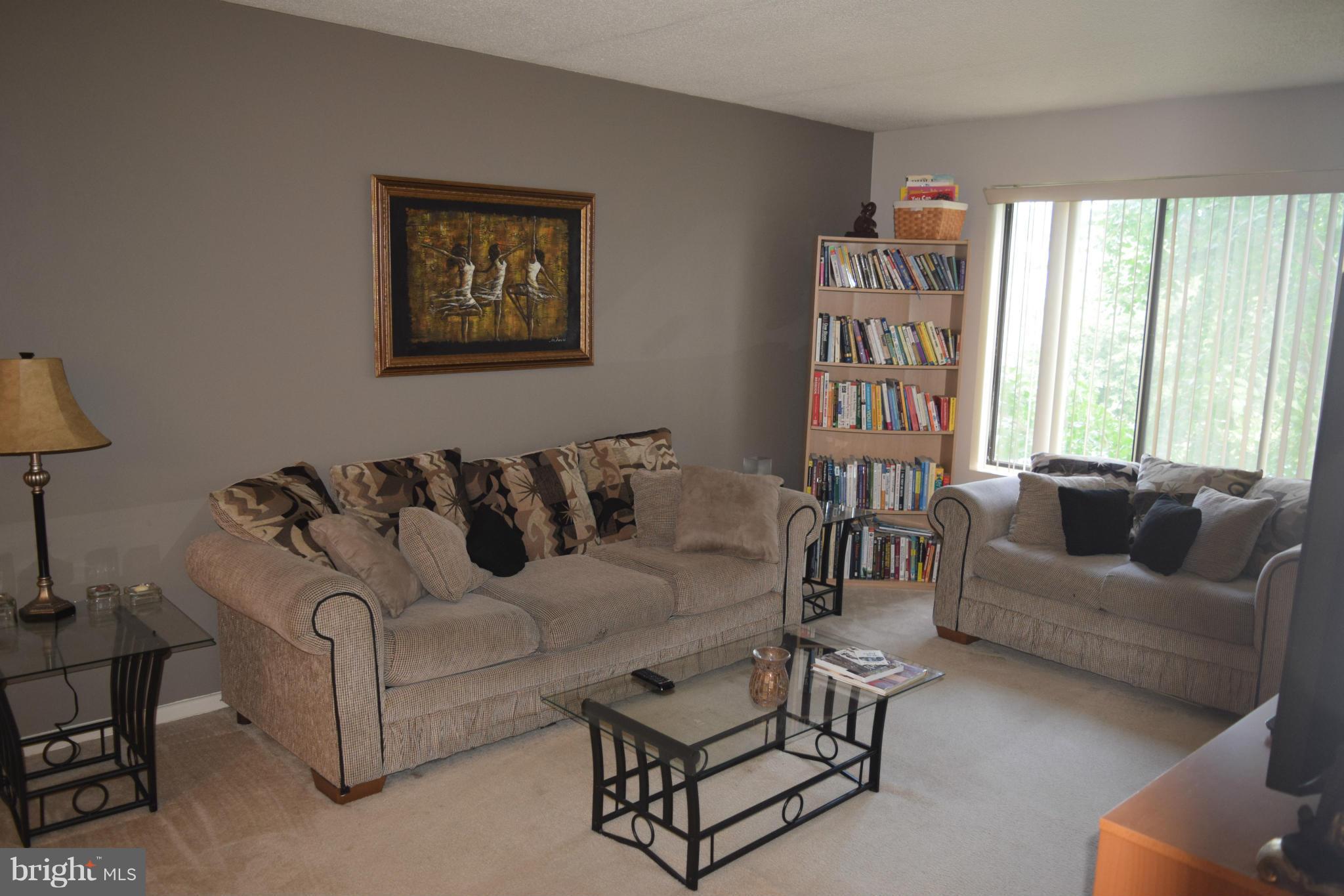 SENTINEL OF LANDMARK - Residential