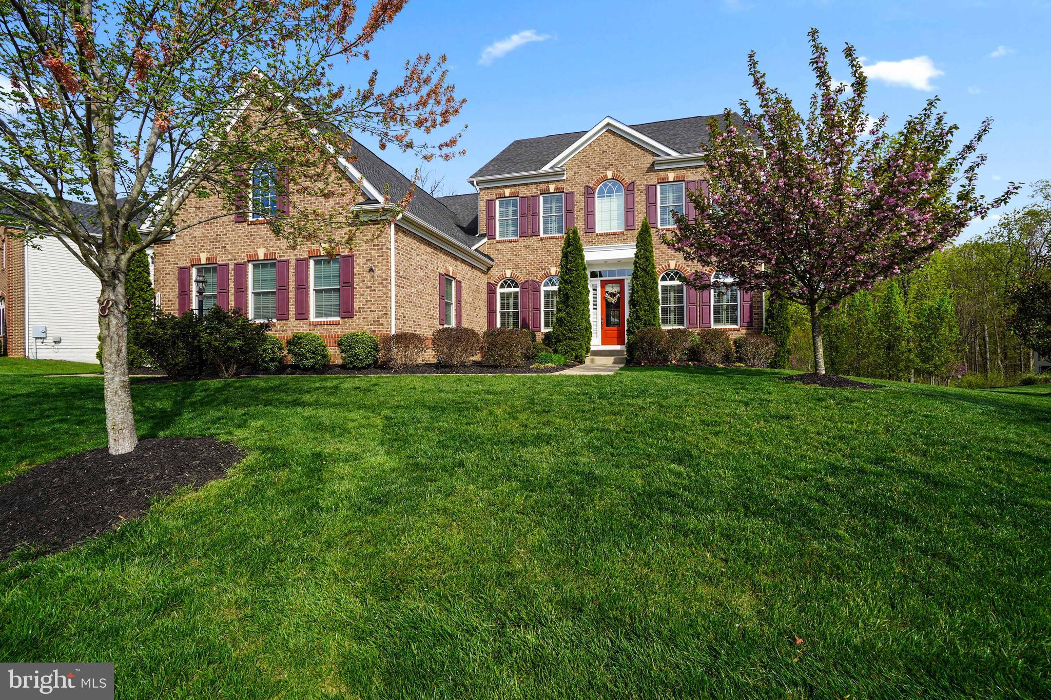 DAWSON'S CORNER - Residential