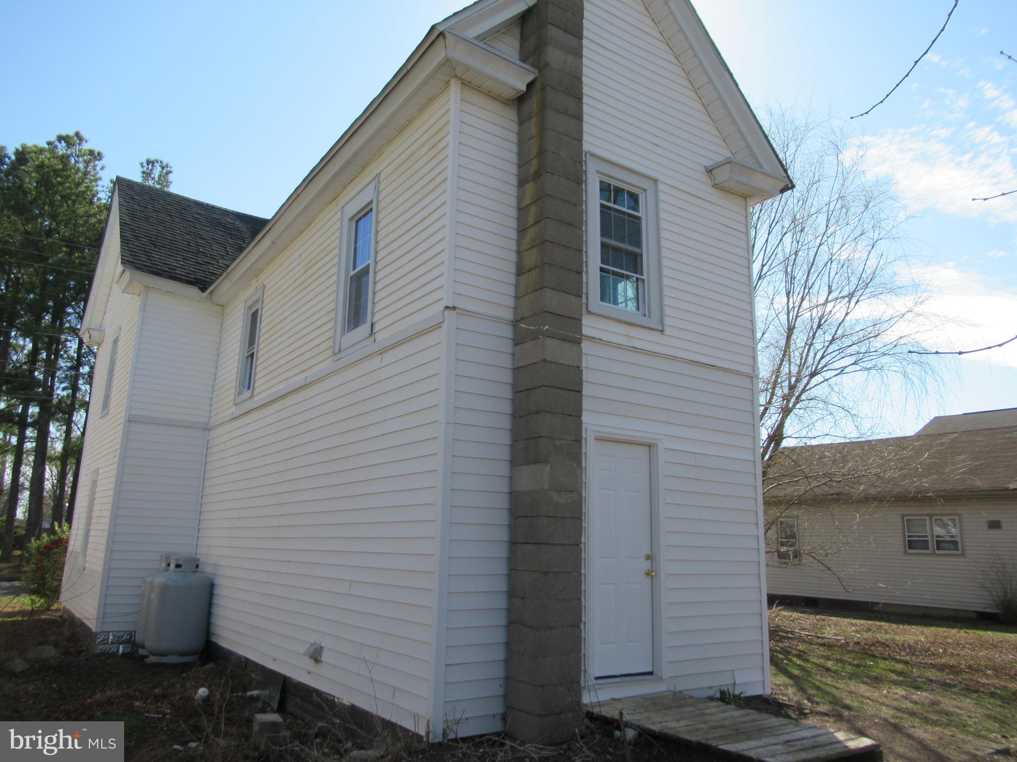 108 LOCUST STREET