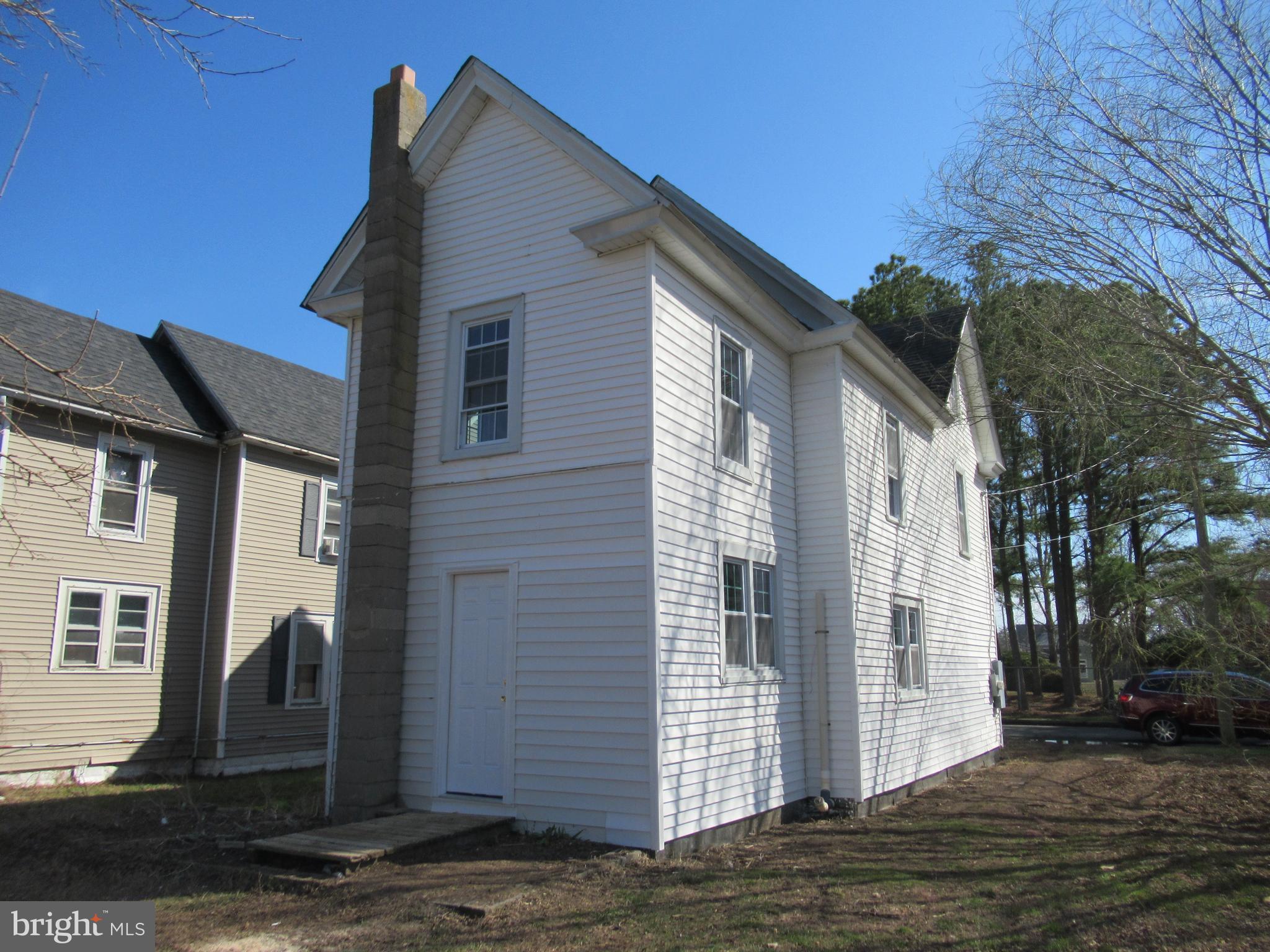 108 LOCUST STREET