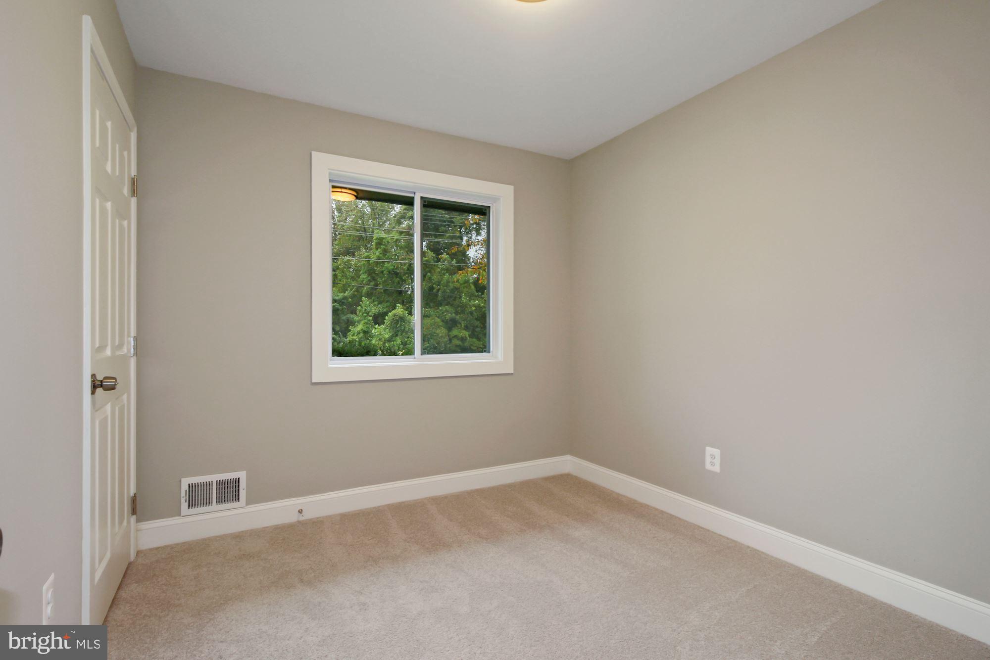 BURMONT - Residential