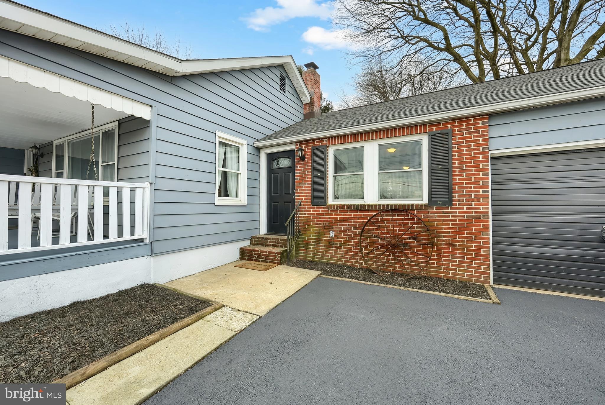 WINDSOR - Residential