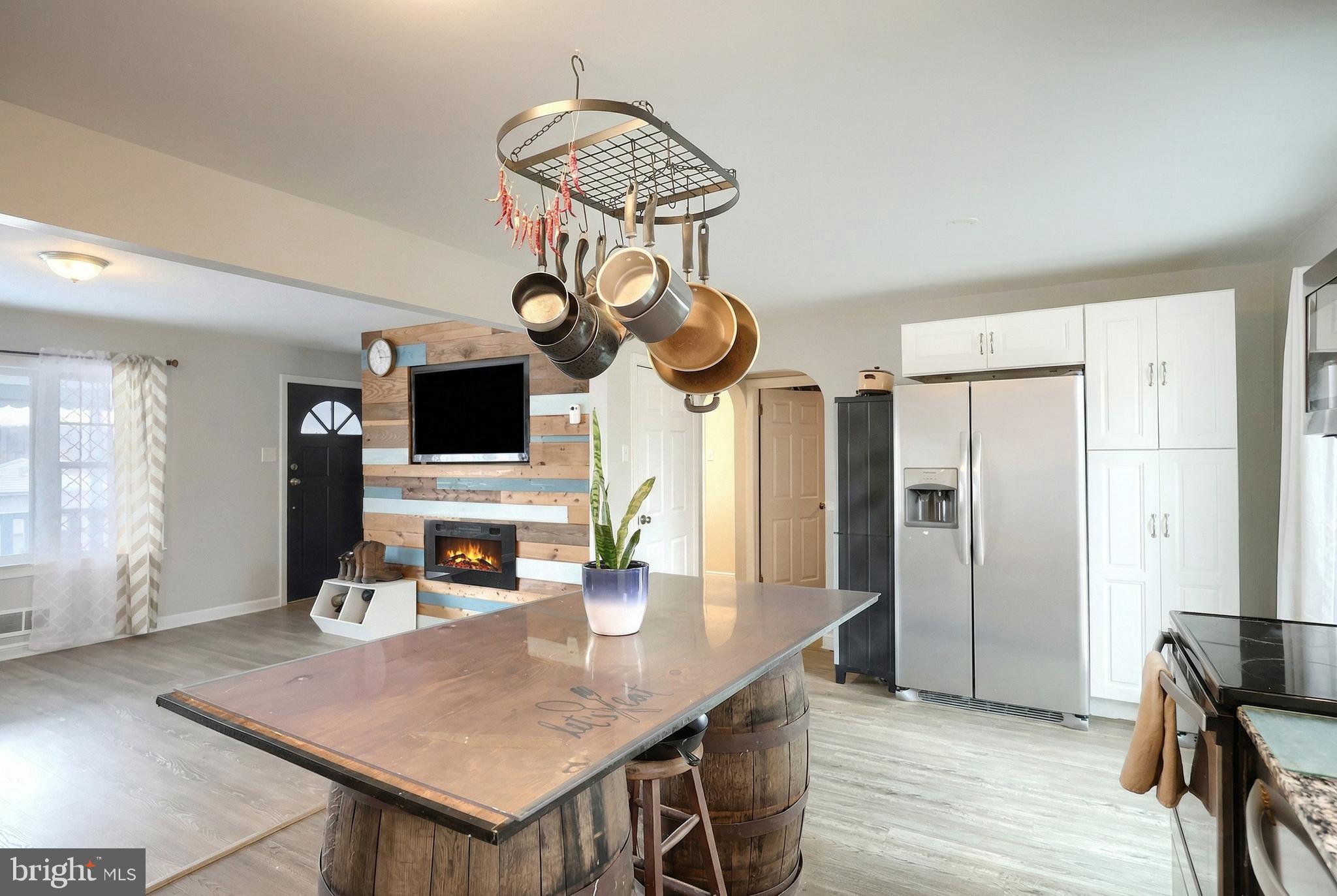 WINDSOR - Residential