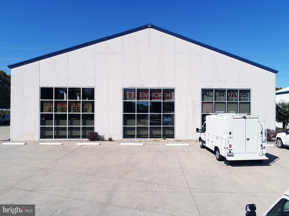 GRASONVILLE - Commercial Sale