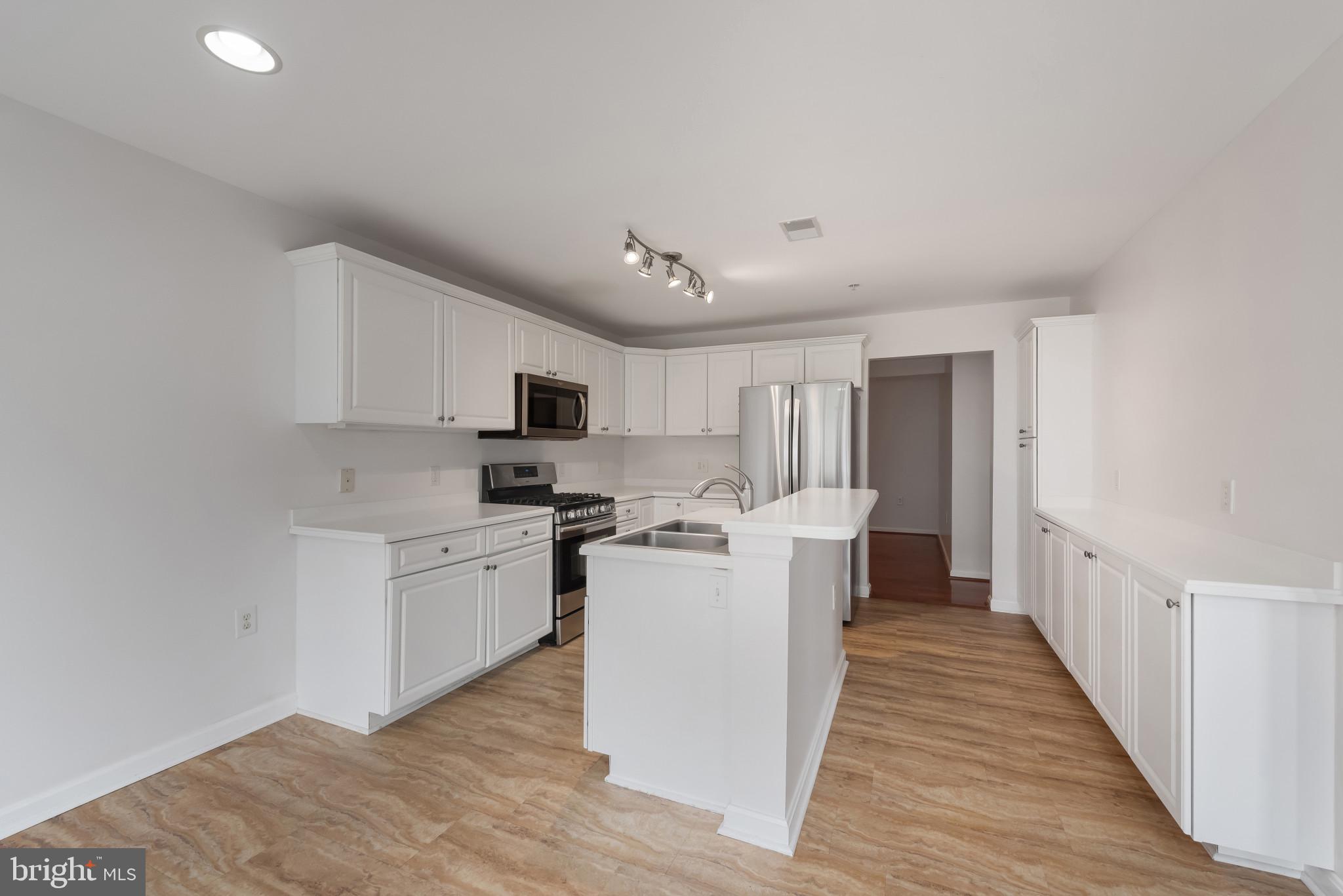 MAYS CHAPEL NORTH - Residential