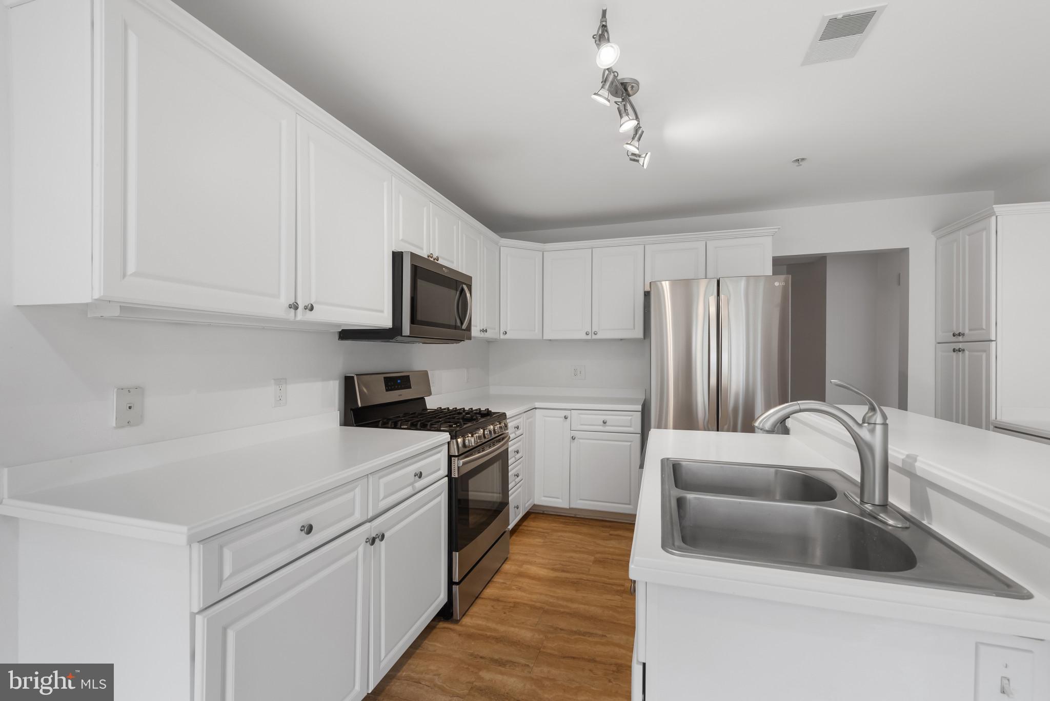 MAYS CHAPEL NORTH - Residential