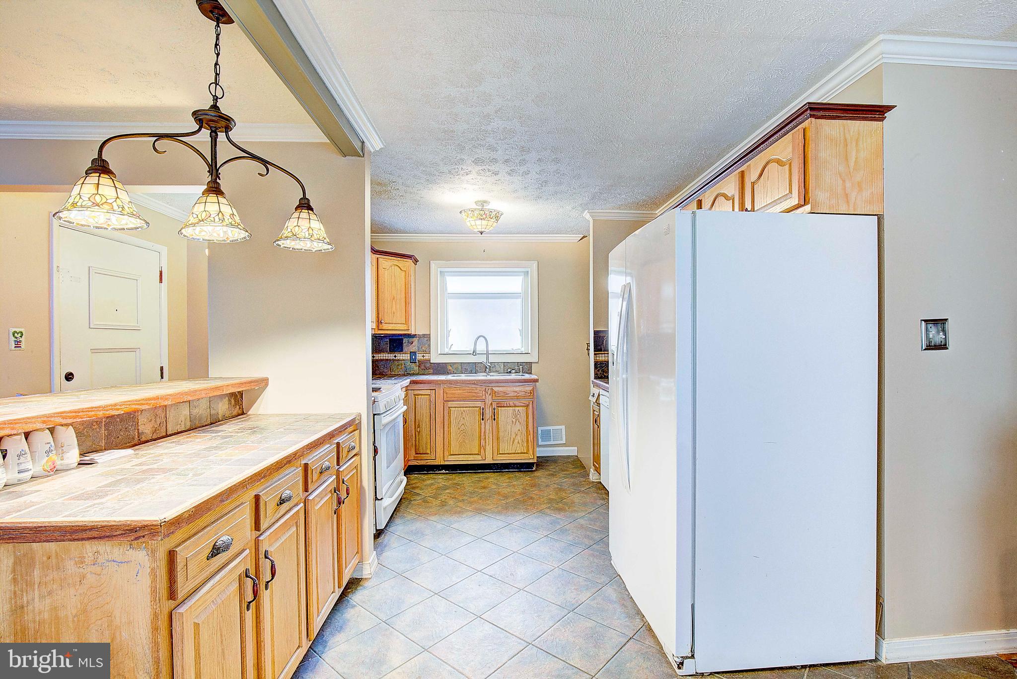 SCHOOL GARDENS - Residential