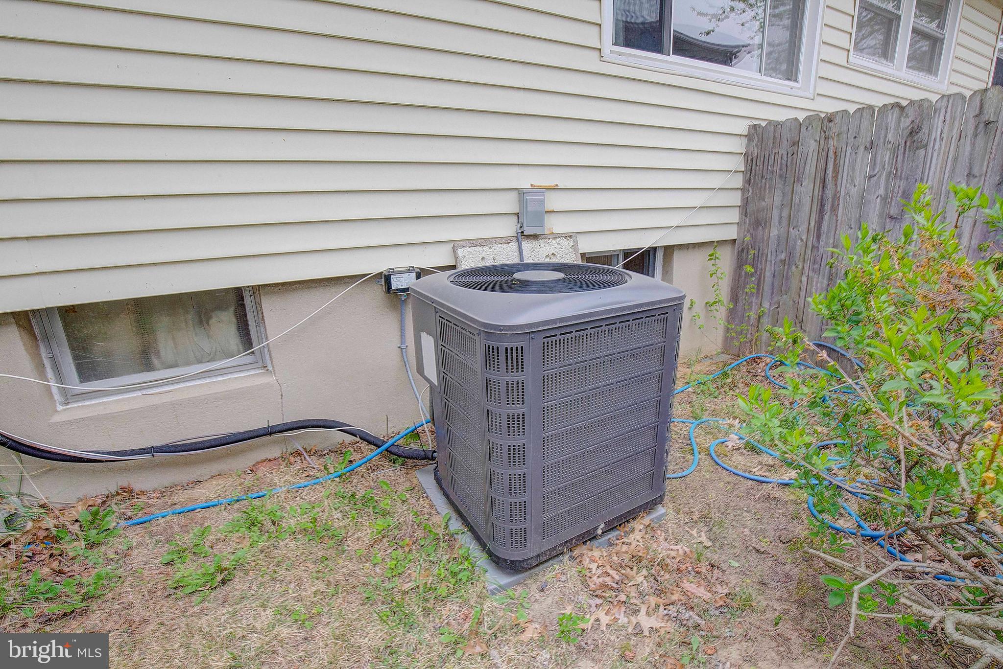 SCHOOL GARDENS - Residential