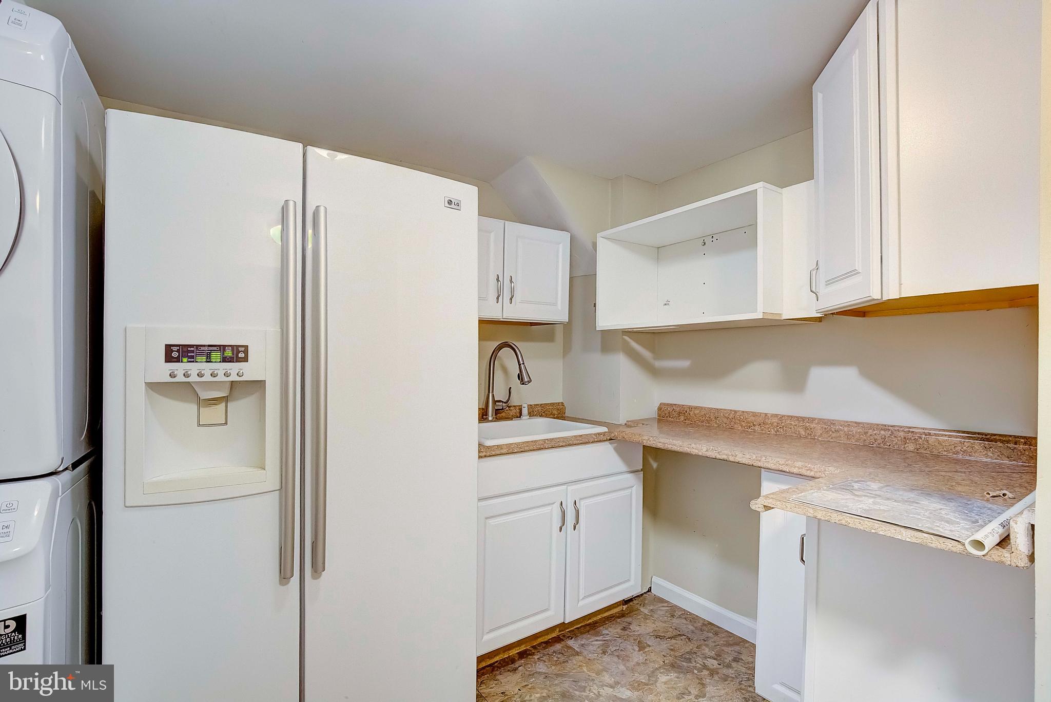 SCHOOL GARDENS - Residential