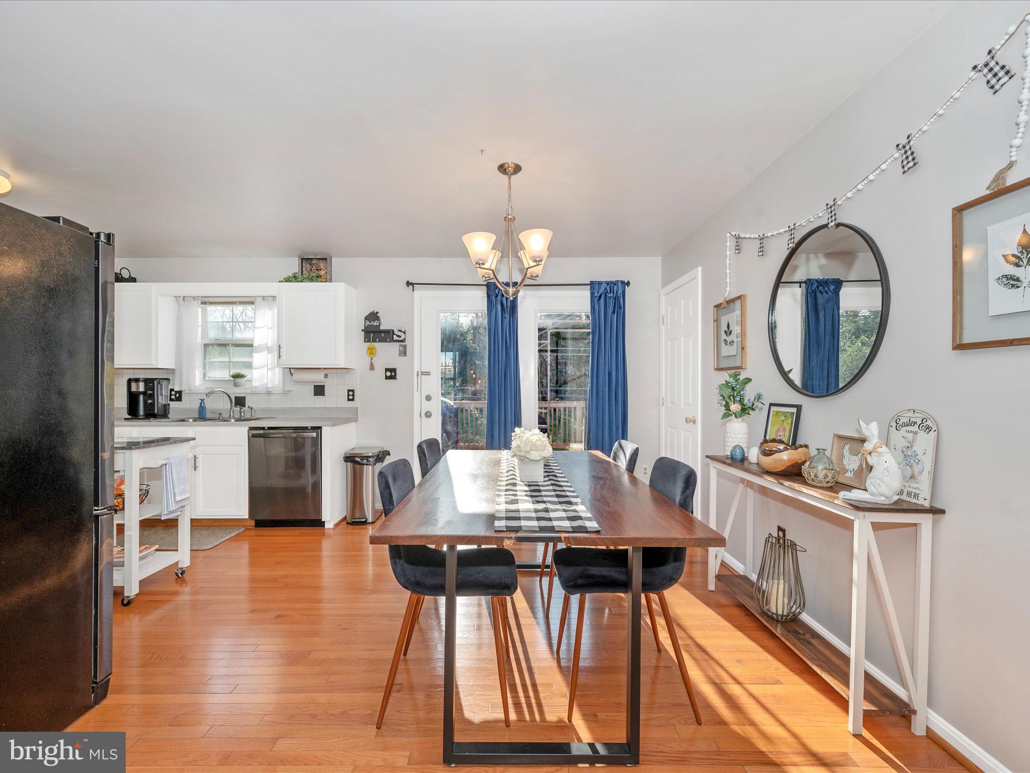 STERLING OAKS - Residential