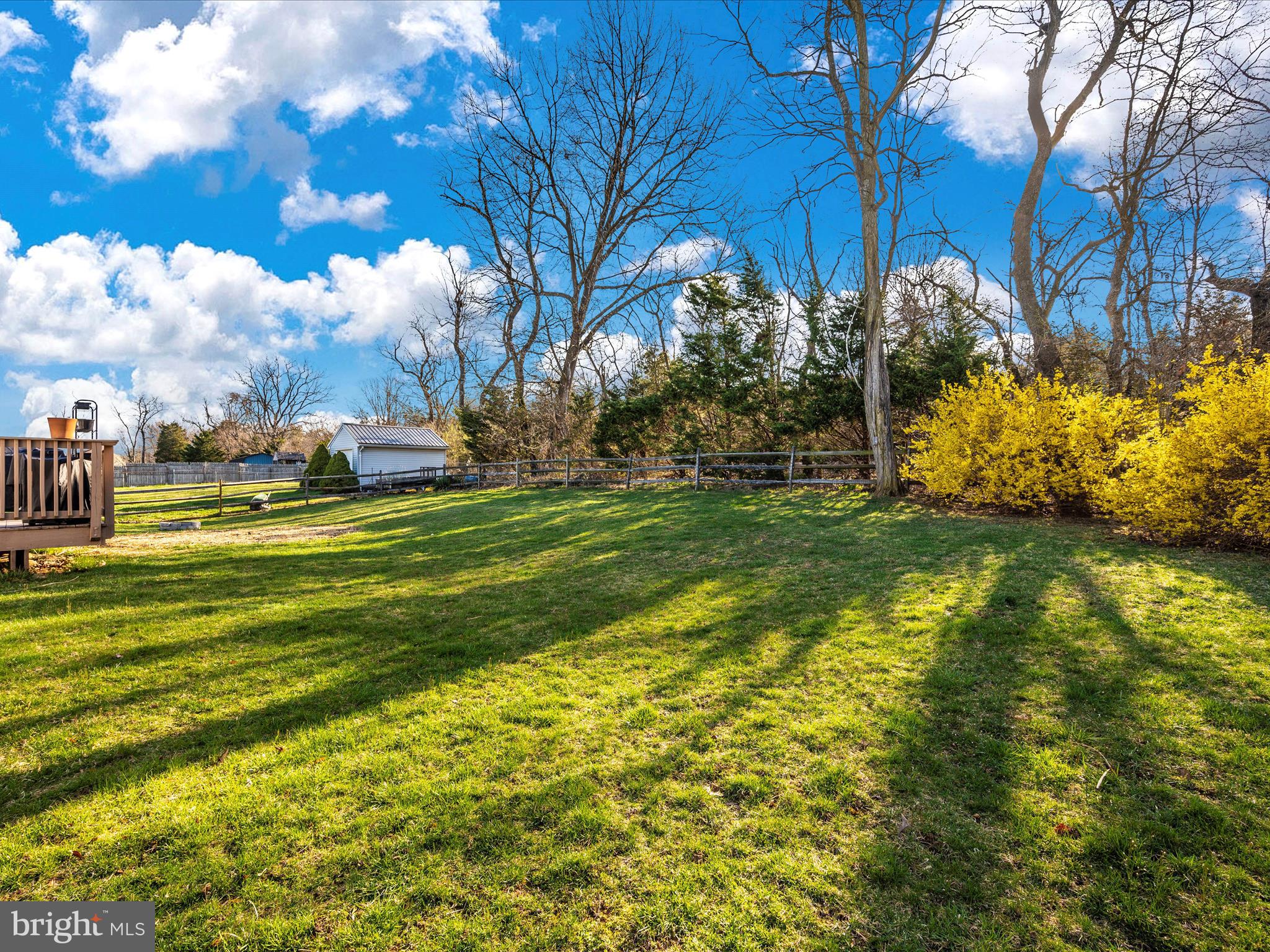 STERLING OAKS - Residential