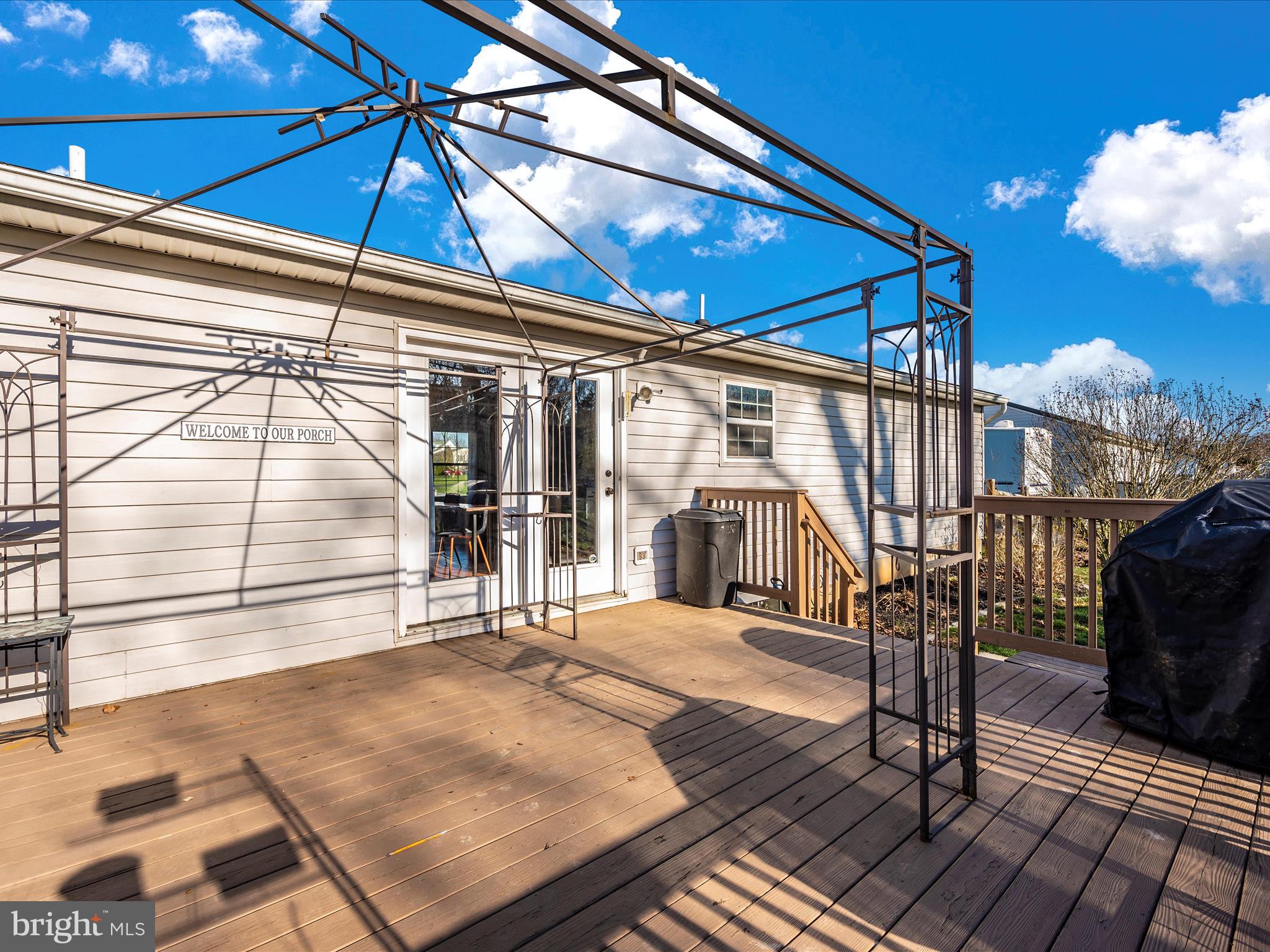 STERLING OAKS - Residential