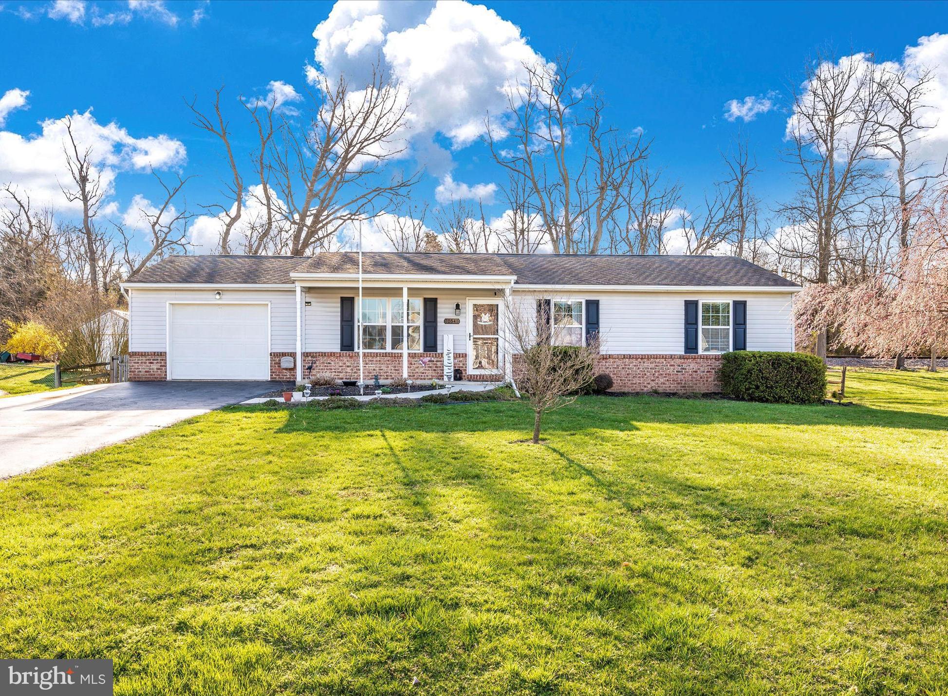 STERLING OAKS - Residential