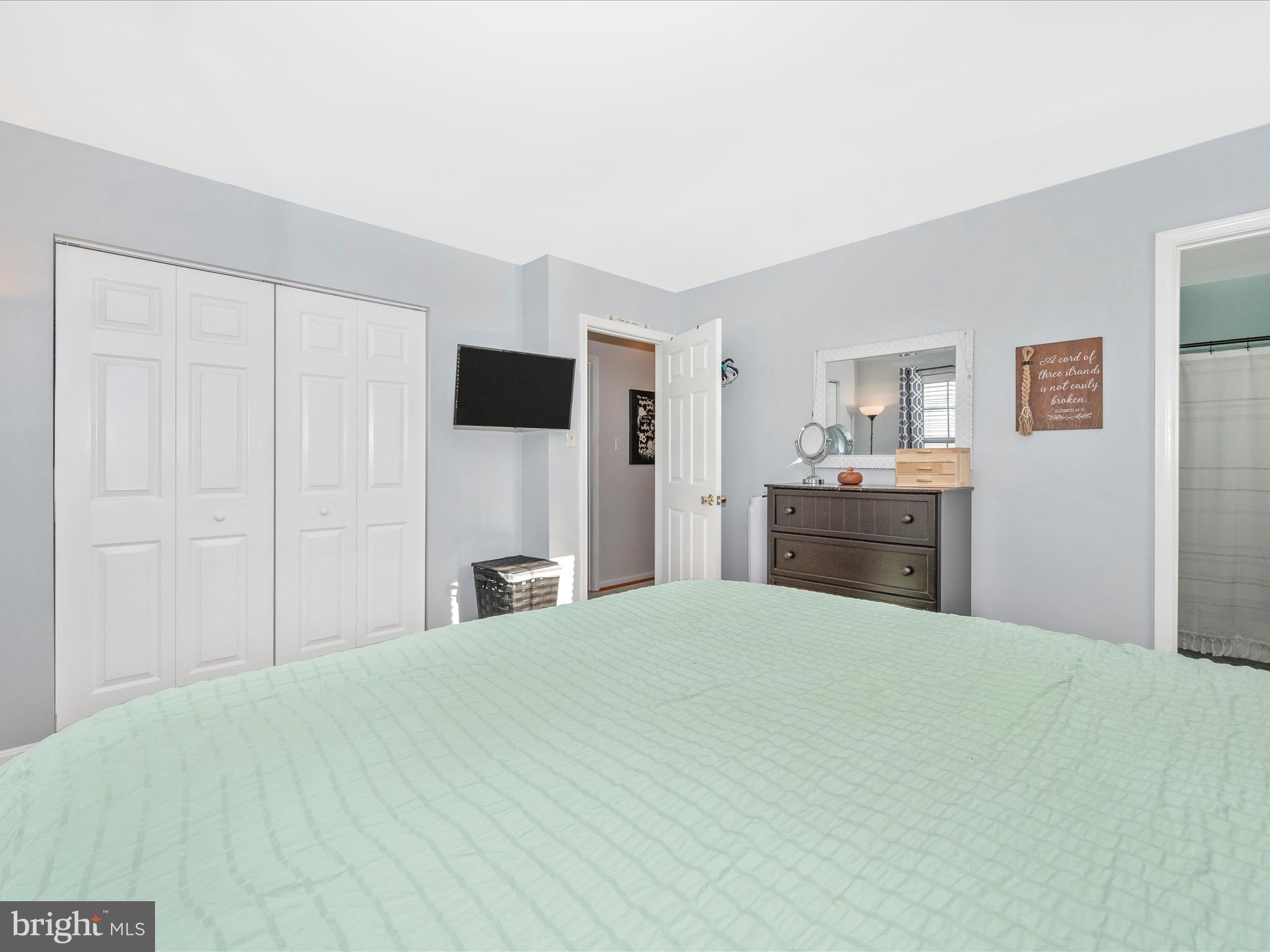 STERLING OAKS - Residential