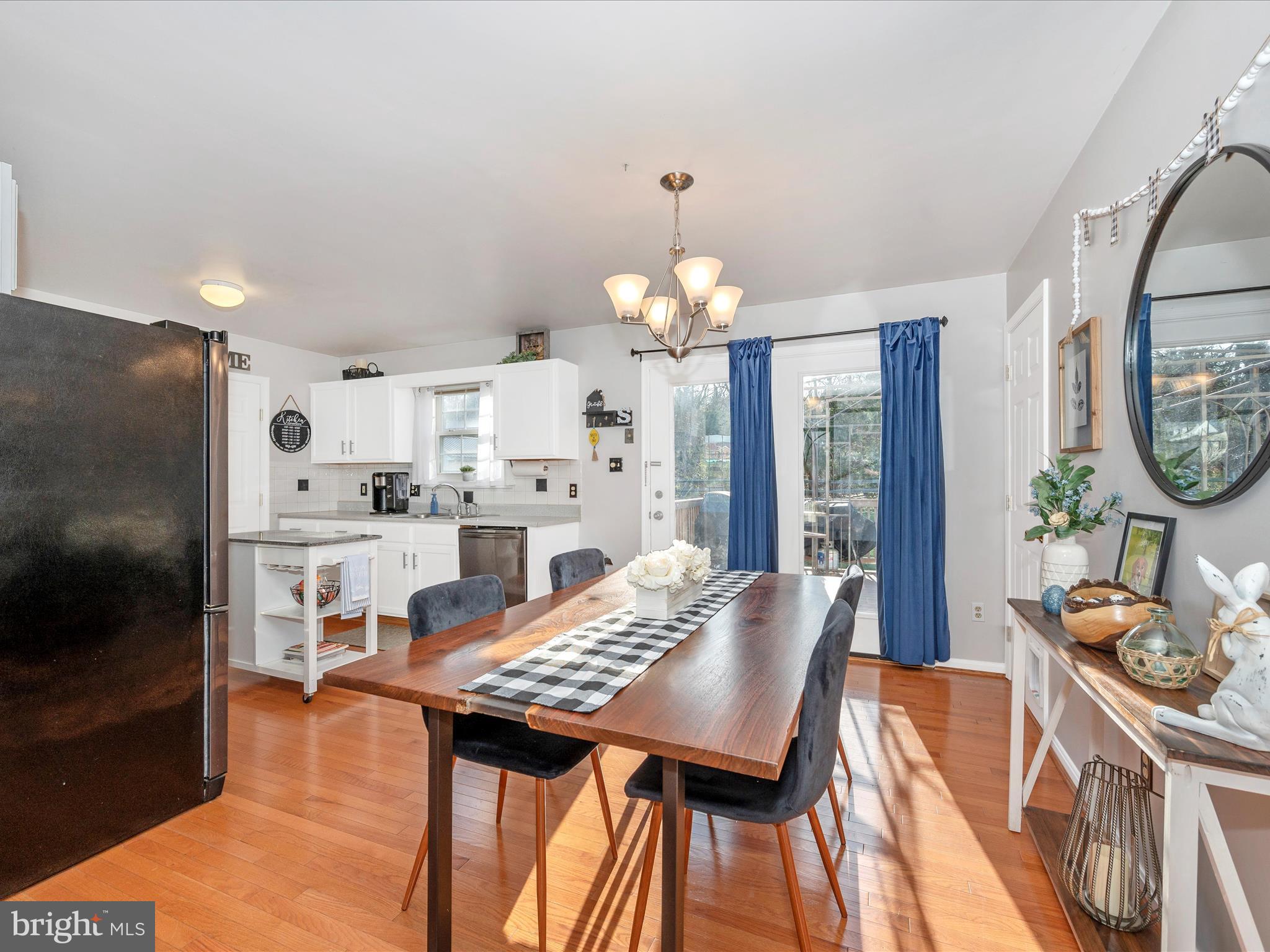 STERLING OAKS - Residential