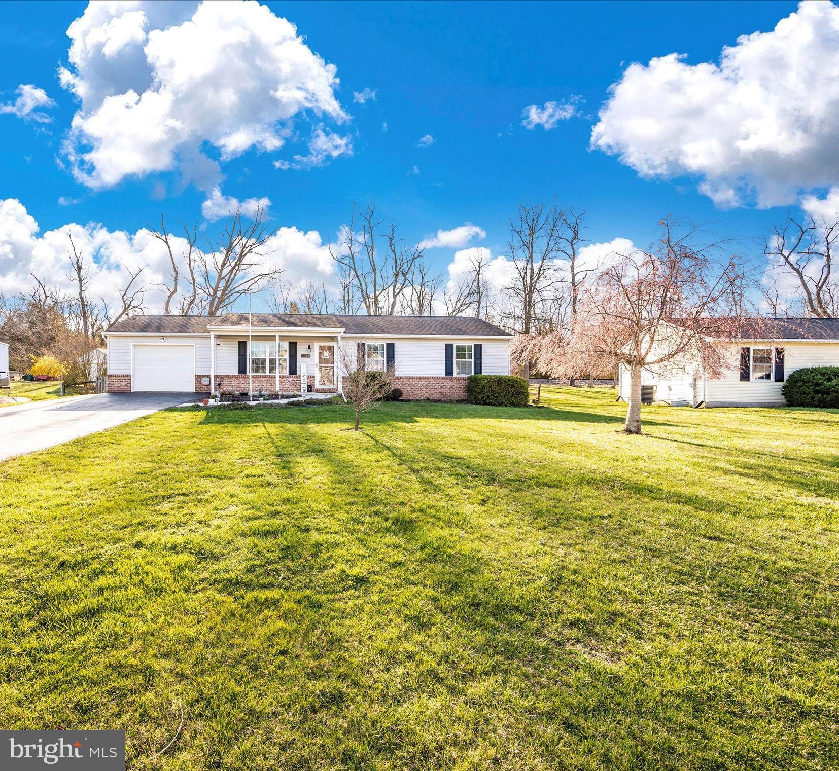 STERLING OAKS - Residential