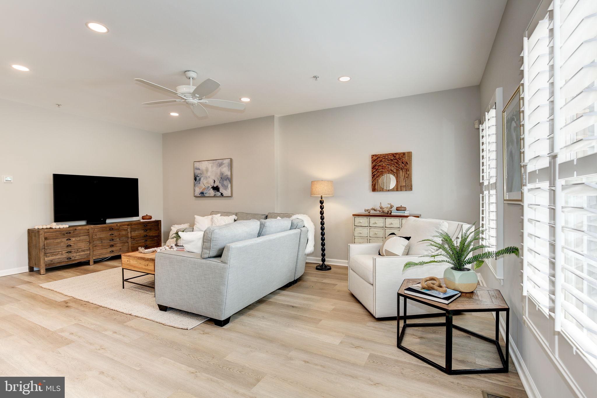 LAKELANDS - Residential