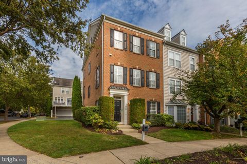 702 MARKET STREET E GAITHERSBURG MD 20878