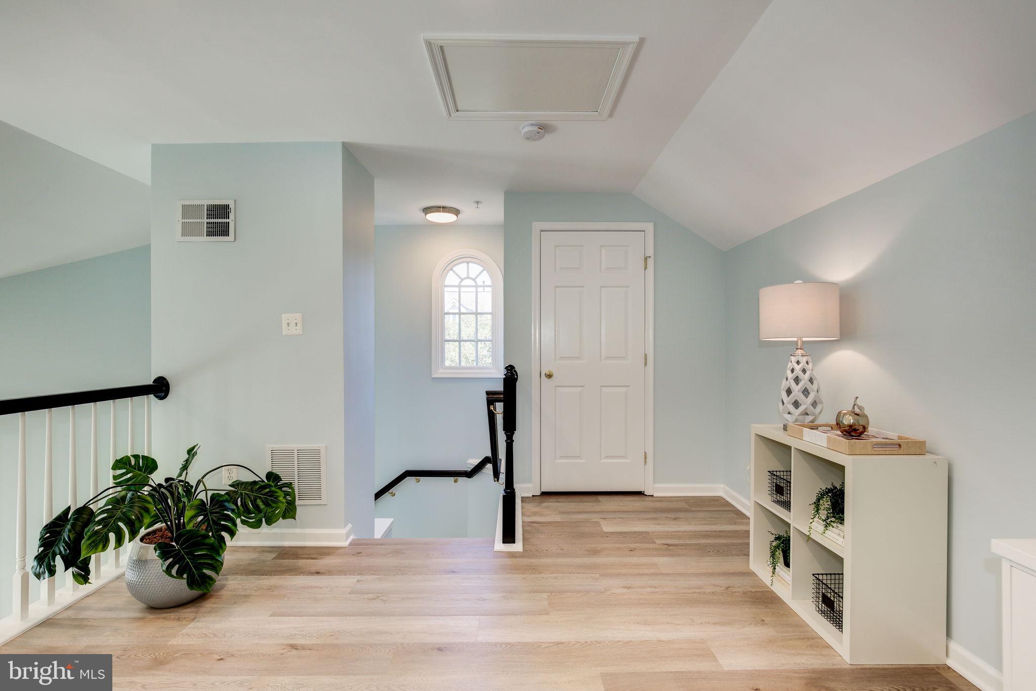 LAKELANDS - Residential