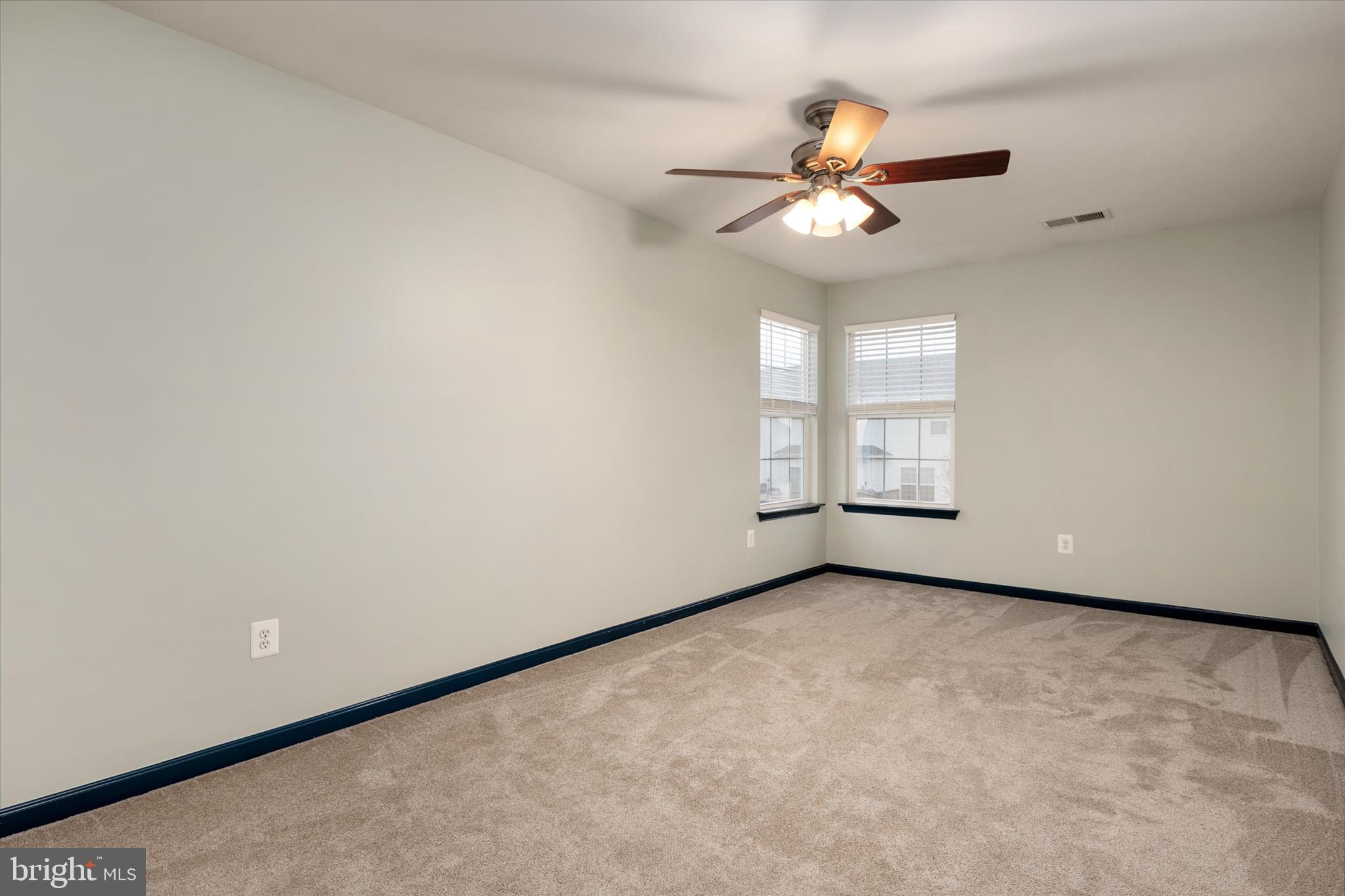 NORTH BROOK - Residential