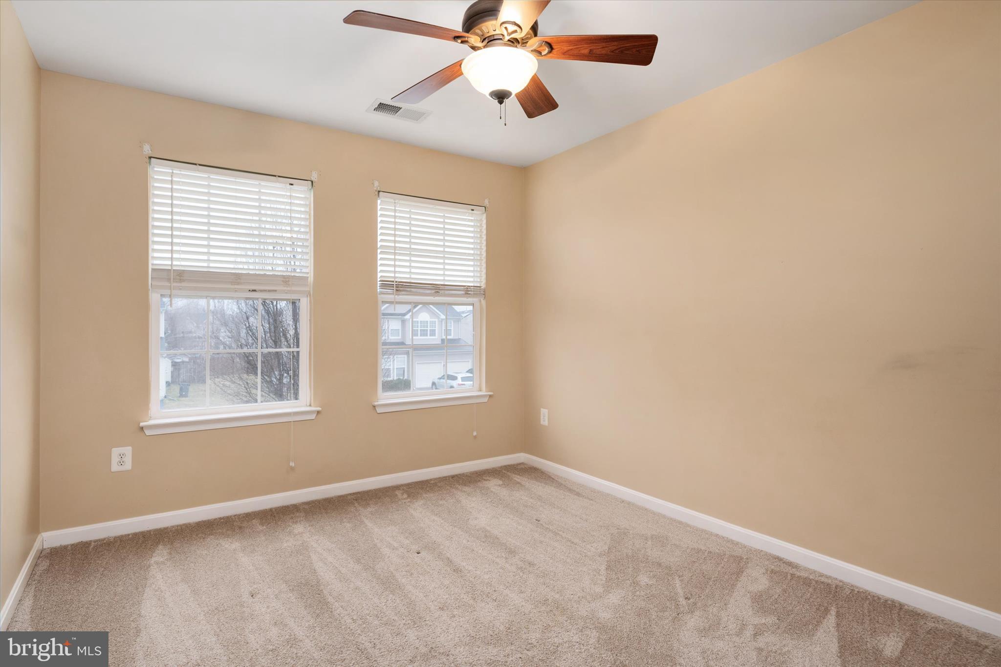 NORTH BROOK - Residential