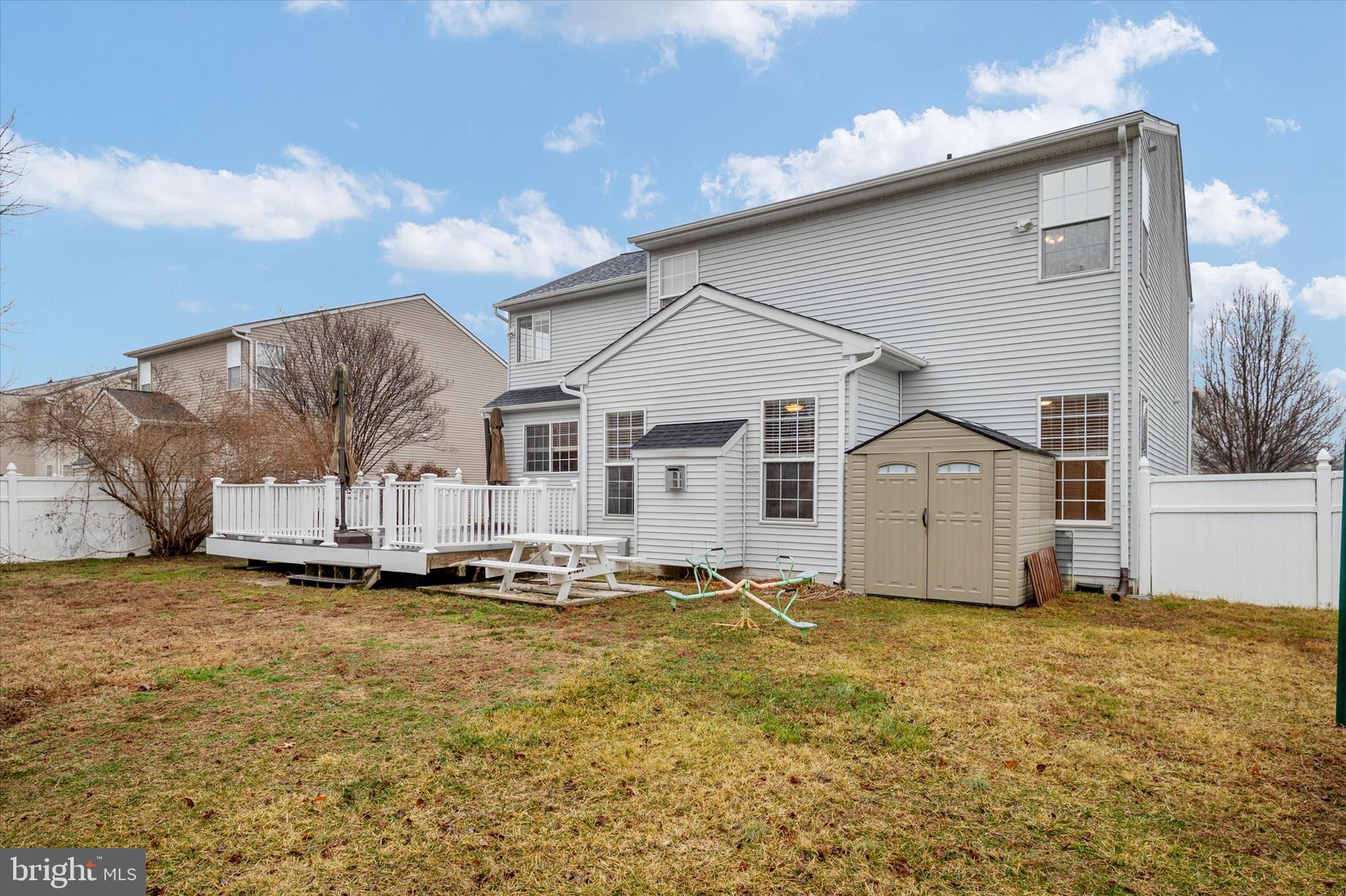 NORTH BROOK - Residential