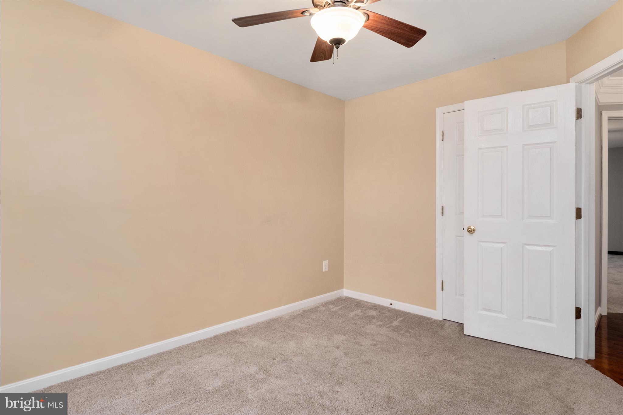 NORTH BROOK - Residential