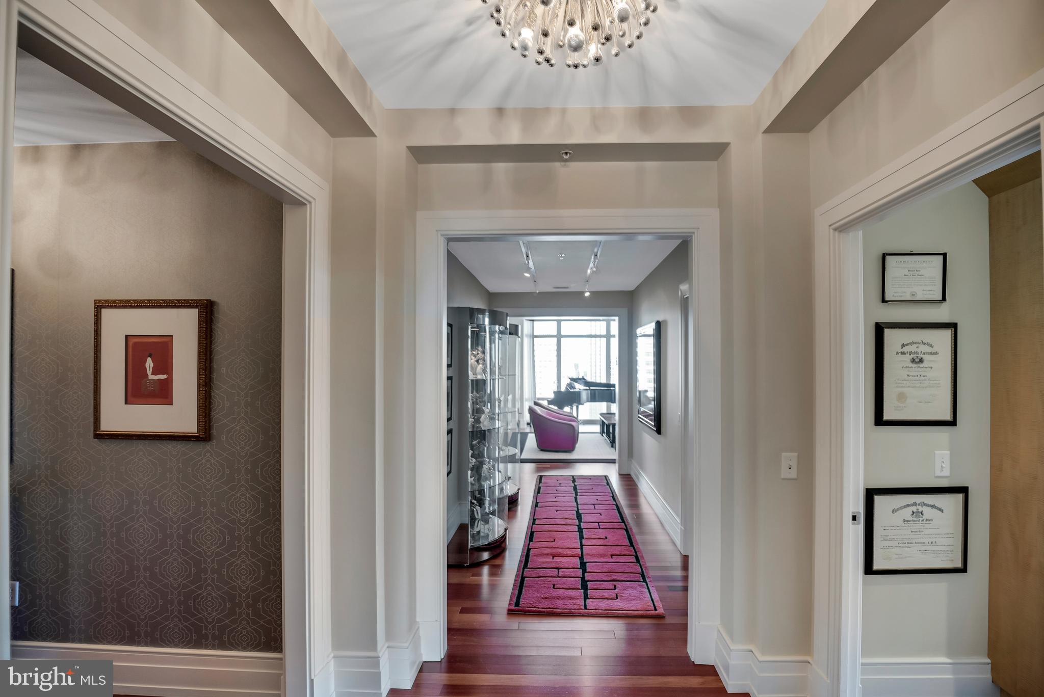 RITTENHOUSE SQUARE - Residential