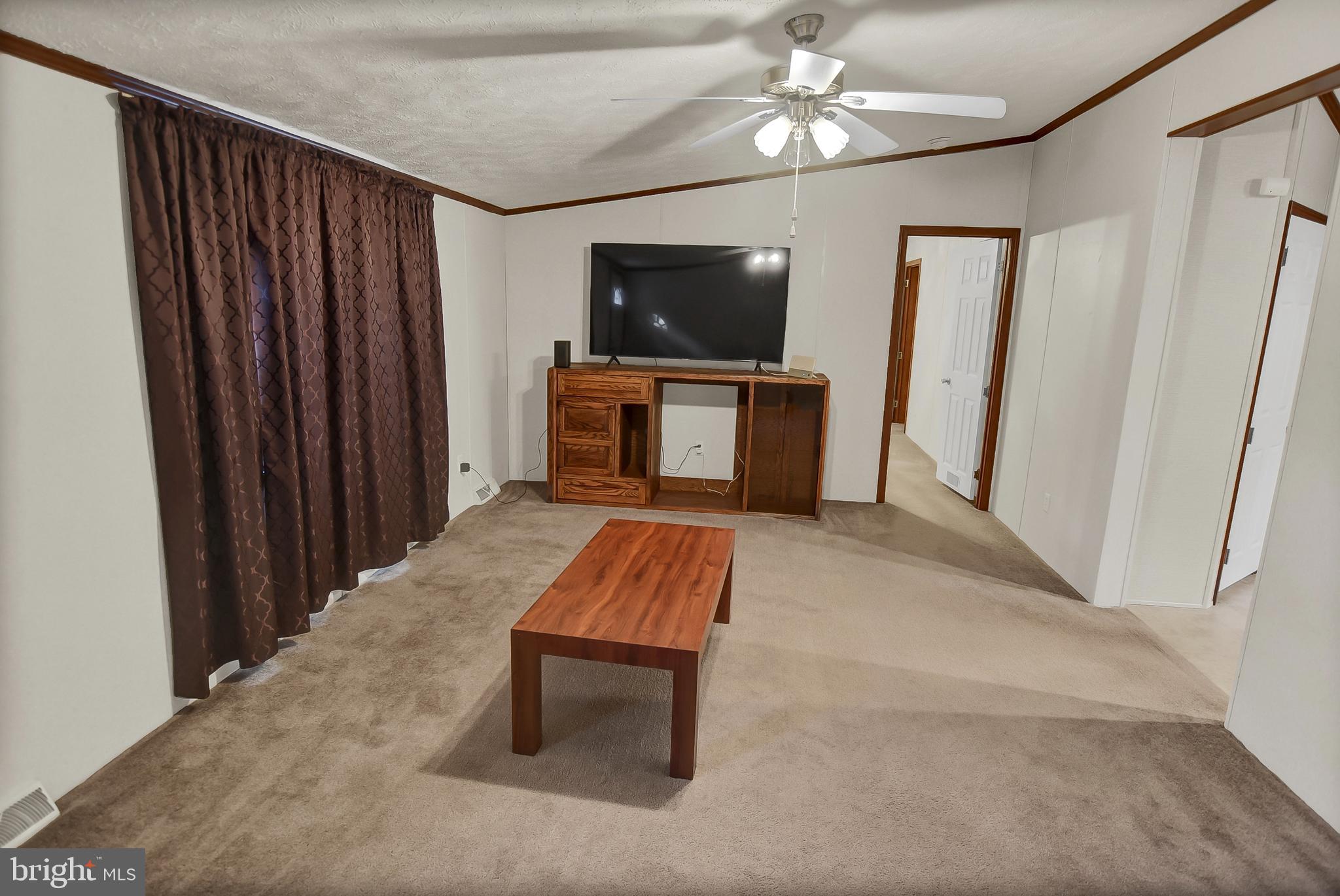 LYONS CREEK MOBILE ESTATES - Residential