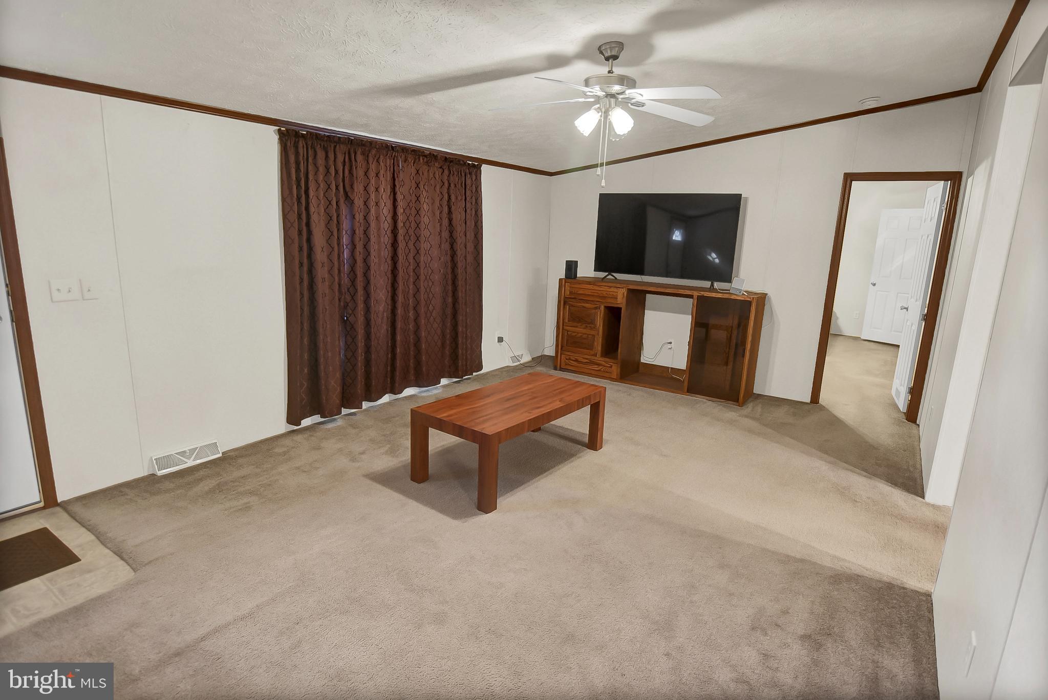 LYONS CREEK MOBILE ESTATES - Residential