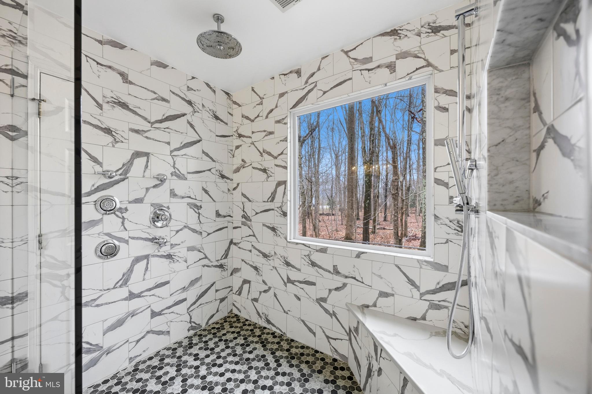 OYSTER HARBOR - Residential