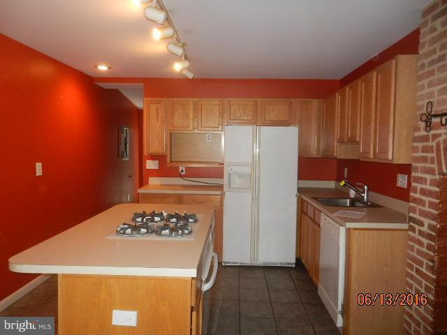 RIVERSIDE PARK - Residential