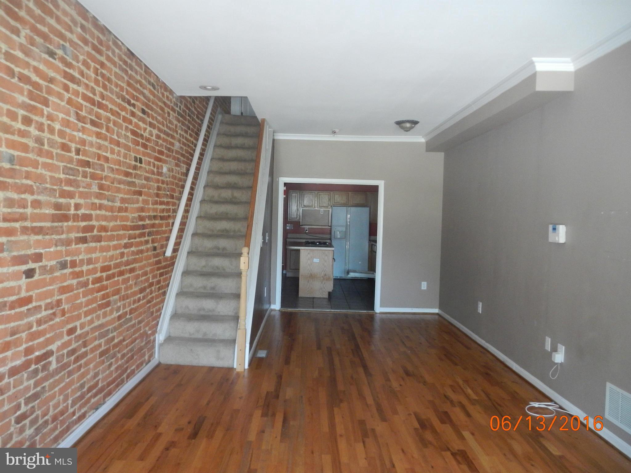 RIVERSIDE PARK - Residential