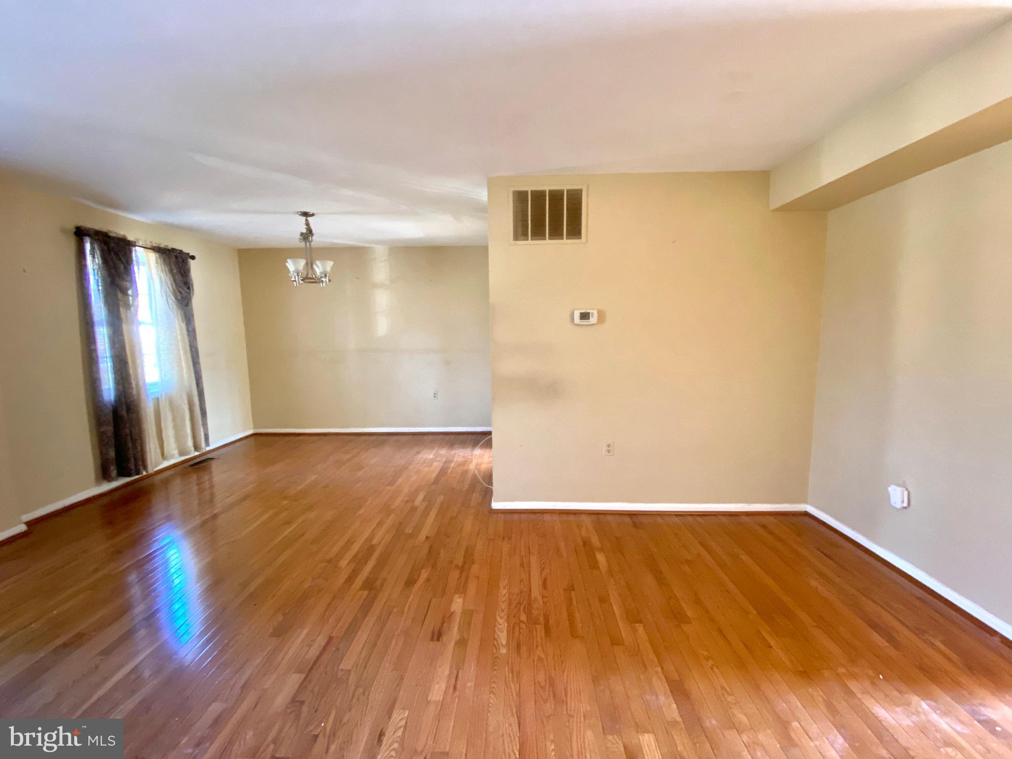 LAKEPOINTE - Residential