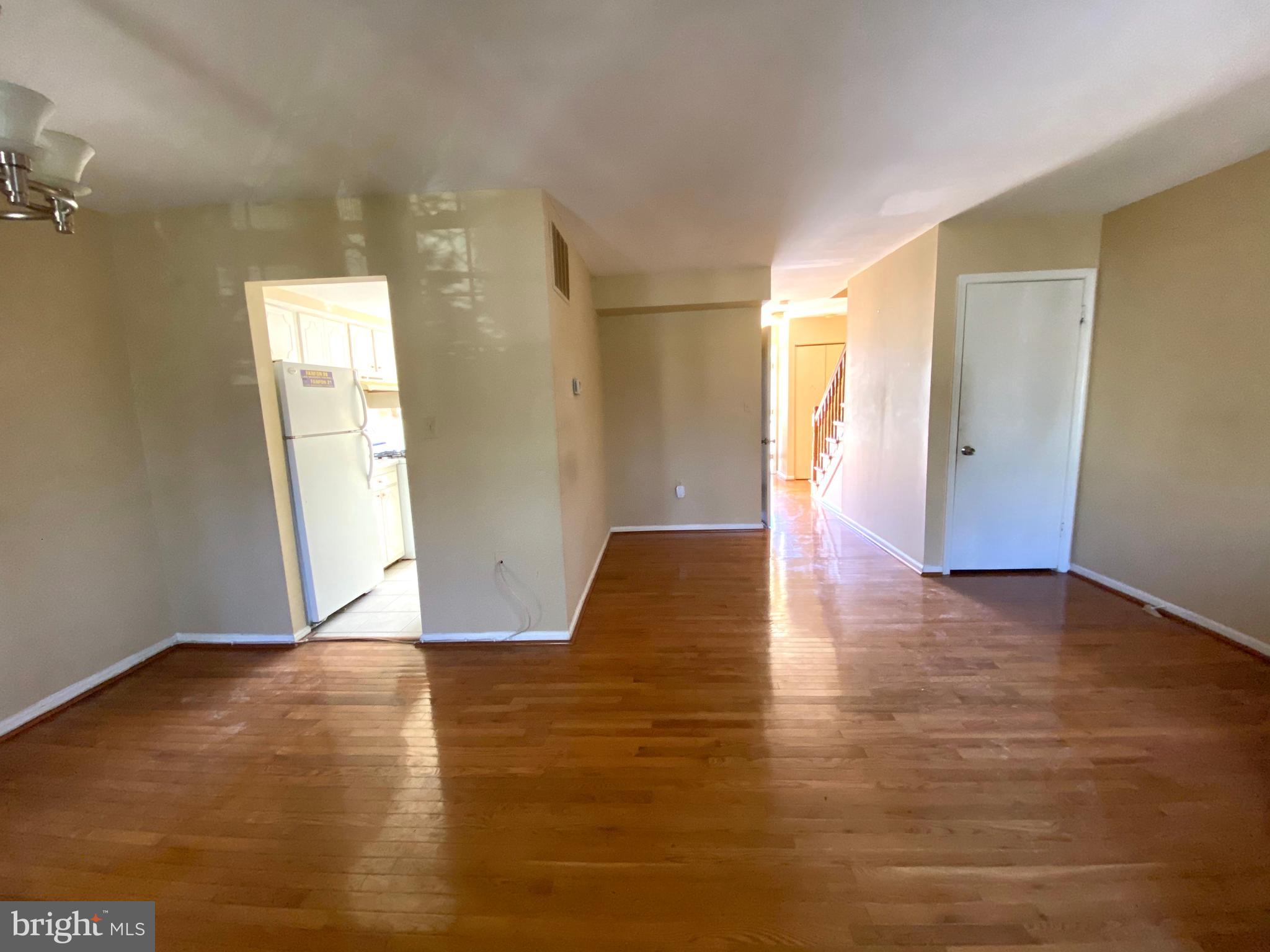 LAKEPOINTE - Residential