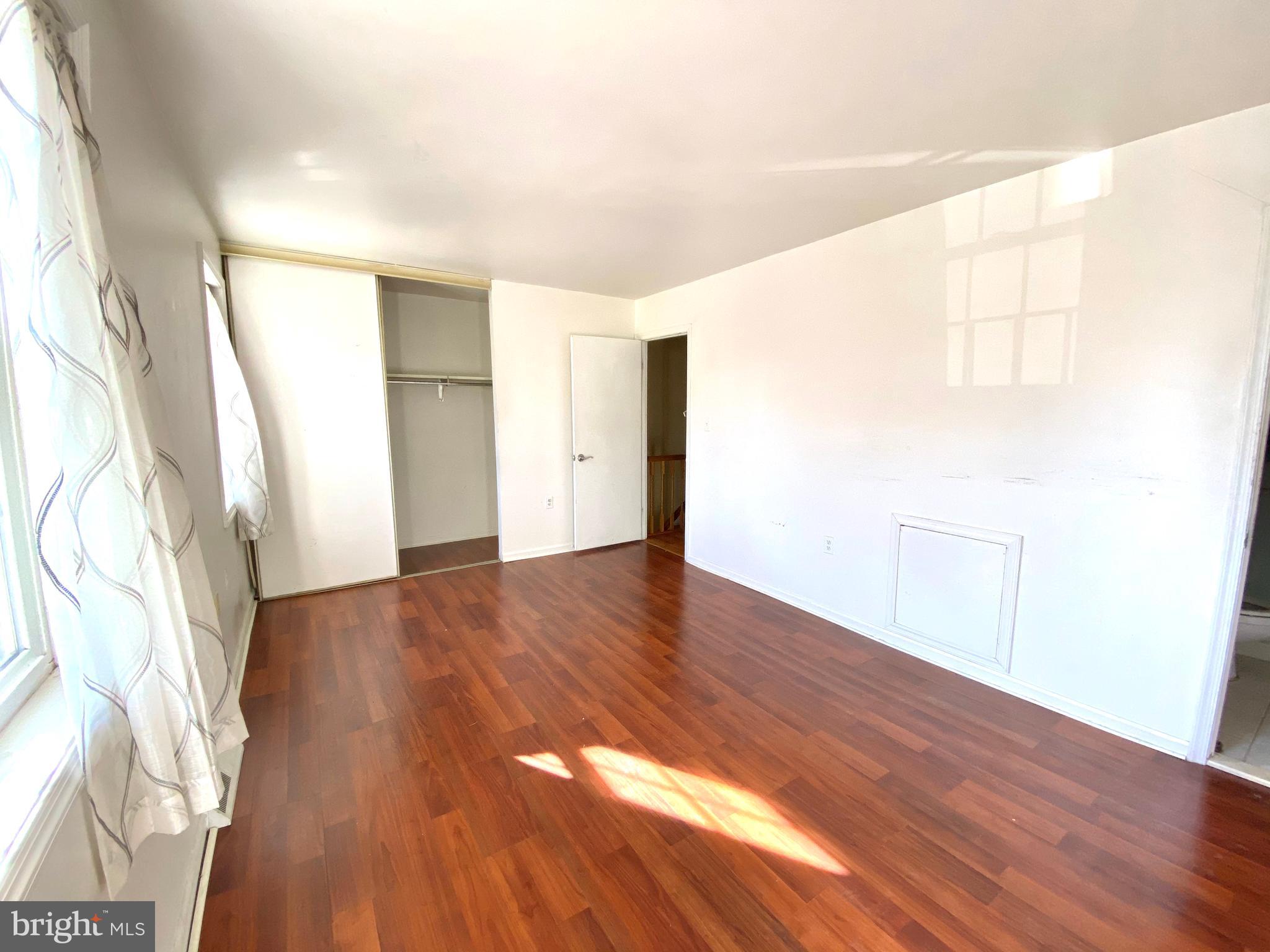 LAKEPOINTE - Residential