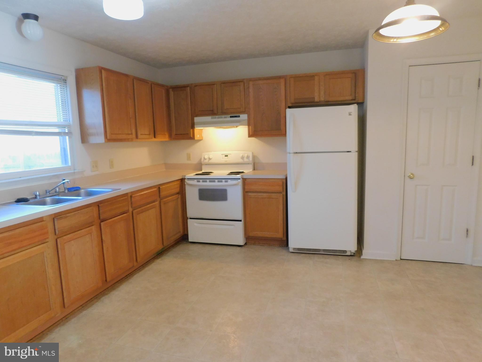 FREDERICKTOWNE TOWNHOUSE - Residential Lease