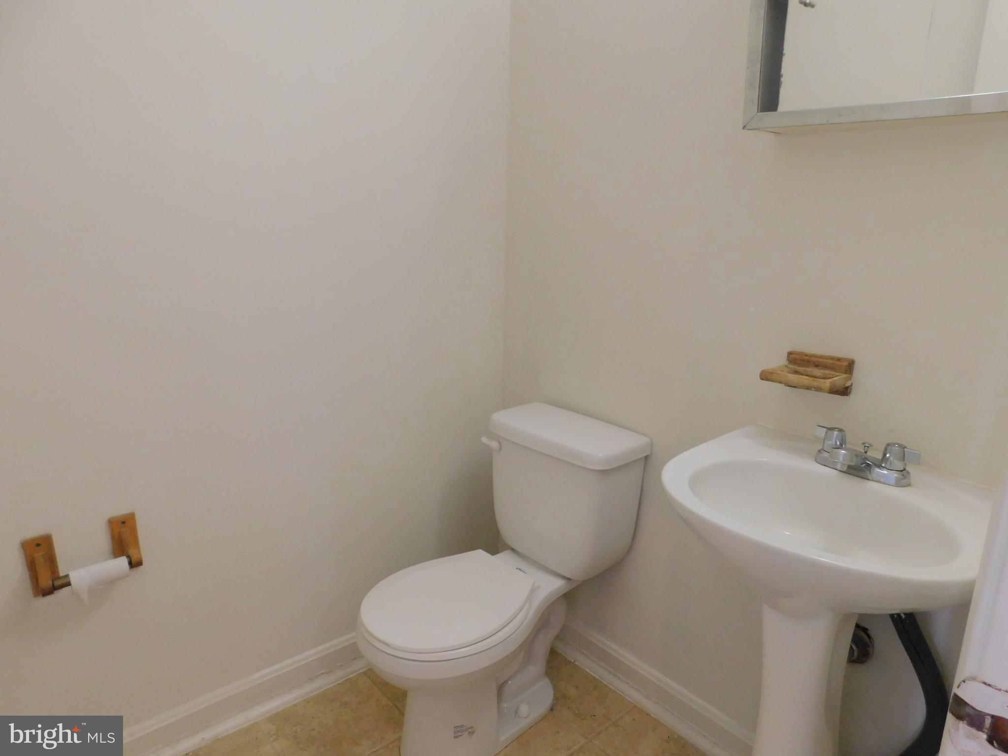 FREDERICKTOWNE TOWNHOUSE - Residential Lease