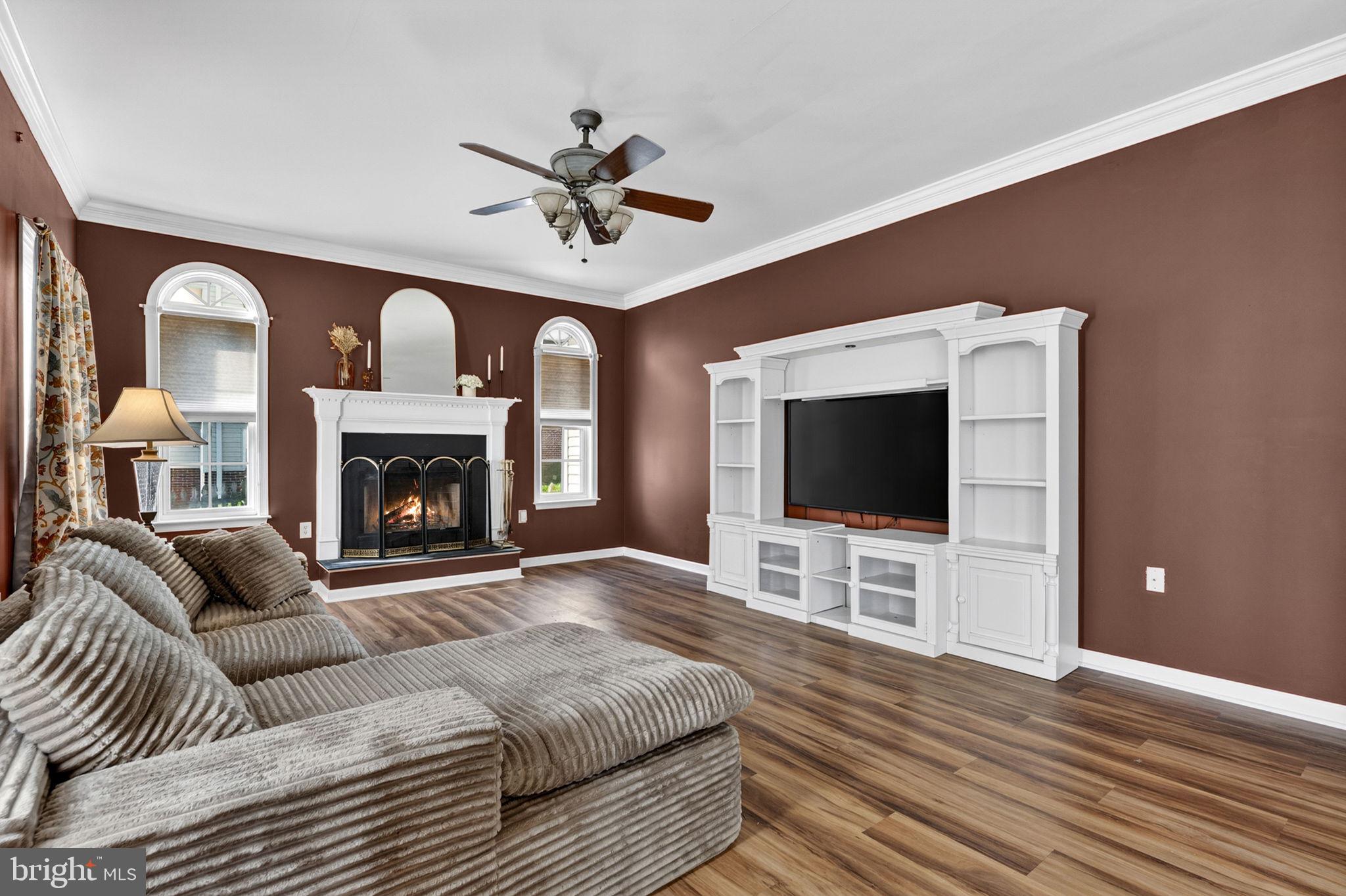 LOCUST HILL - Residential