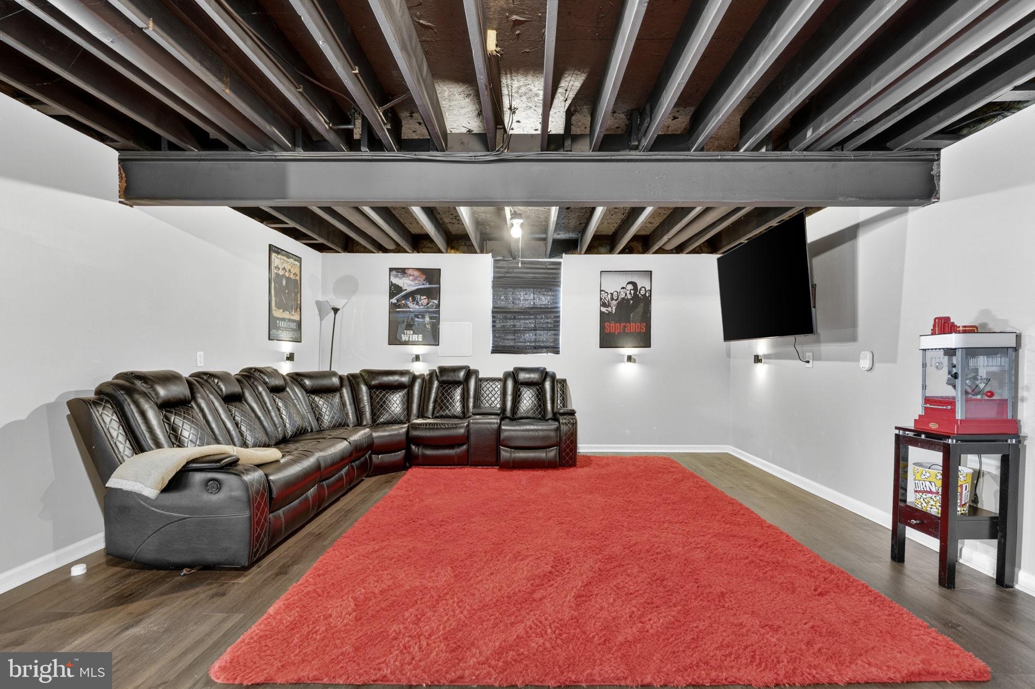 LOCUST HILL - Residential