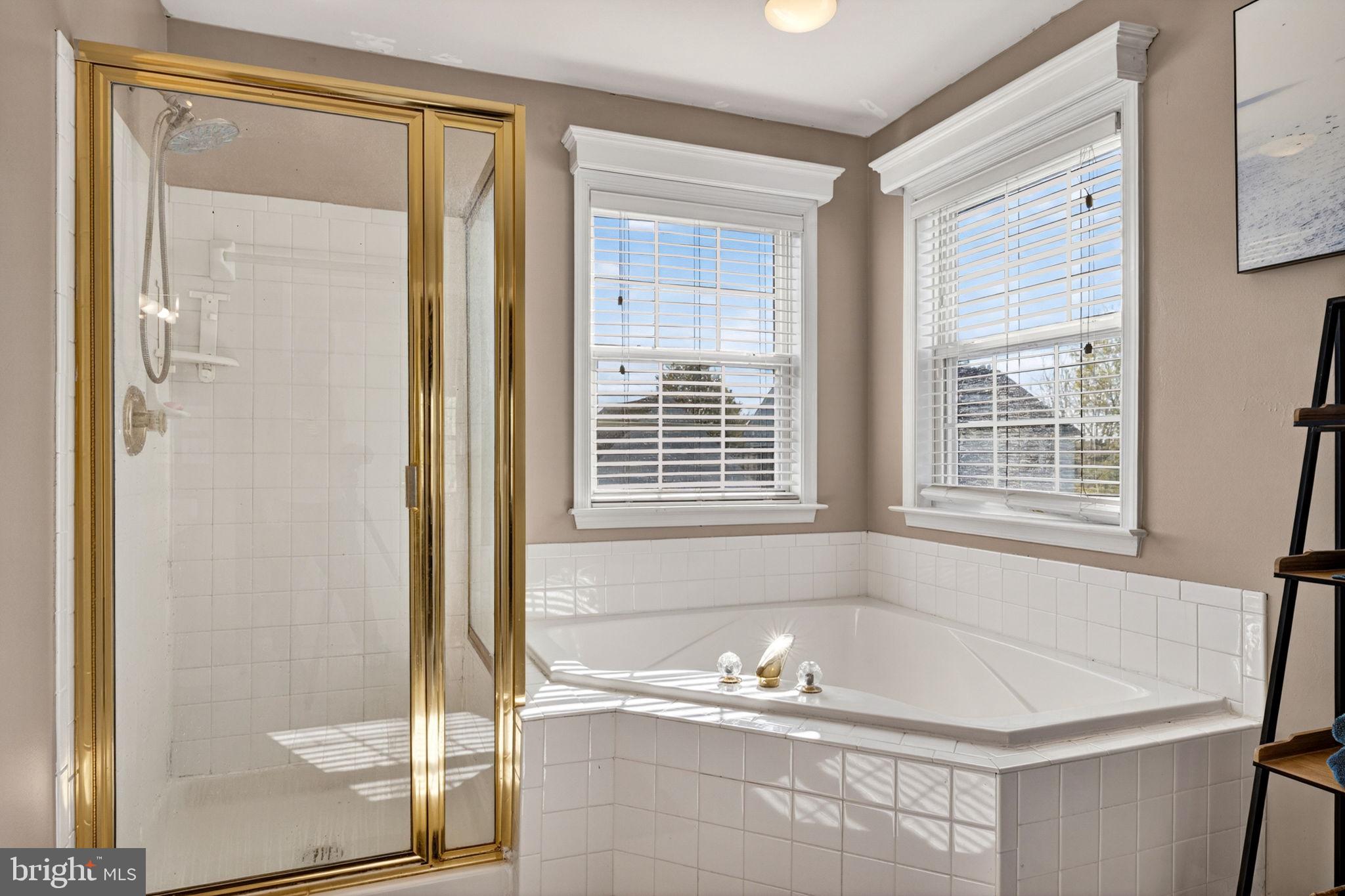 LOCUST HILL - Residential