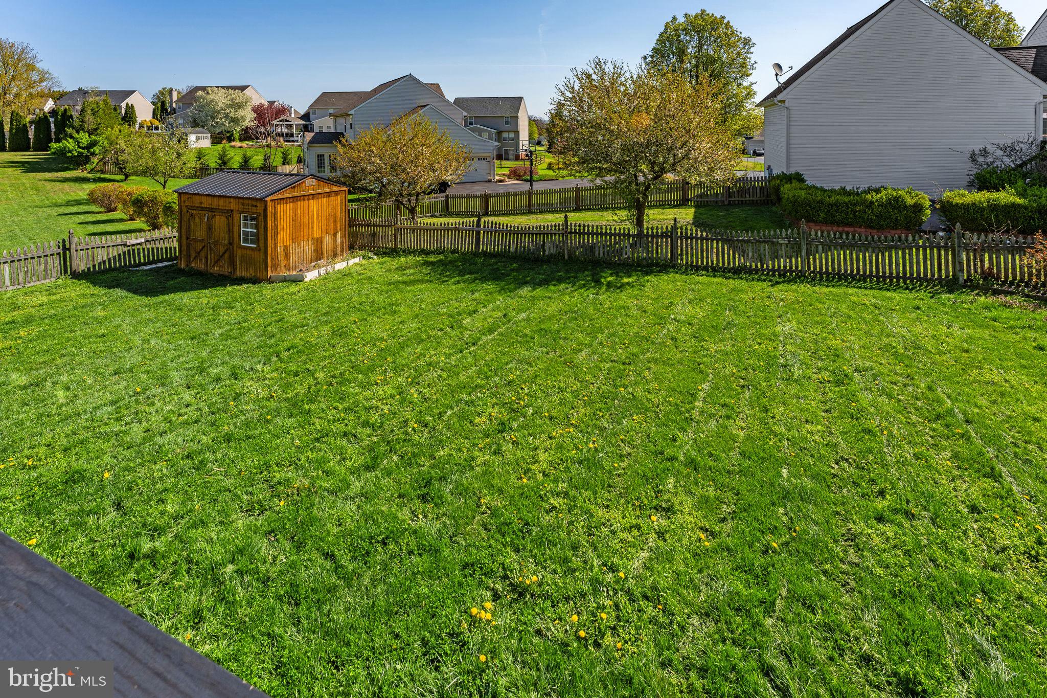 LOCUST HILL - Residential