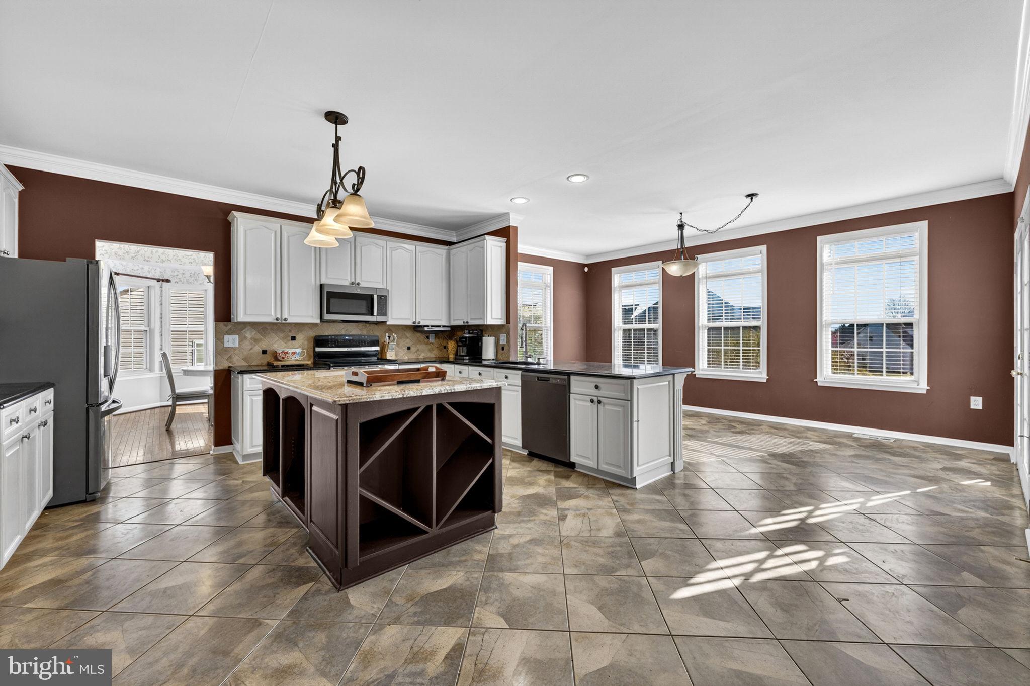 LOCUST HILL - Residential