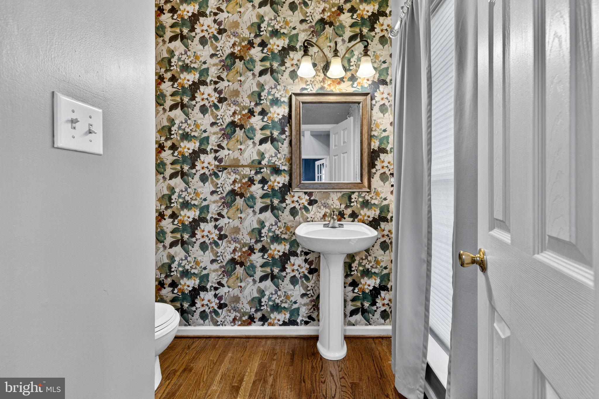 LOCUST HILL - Residential