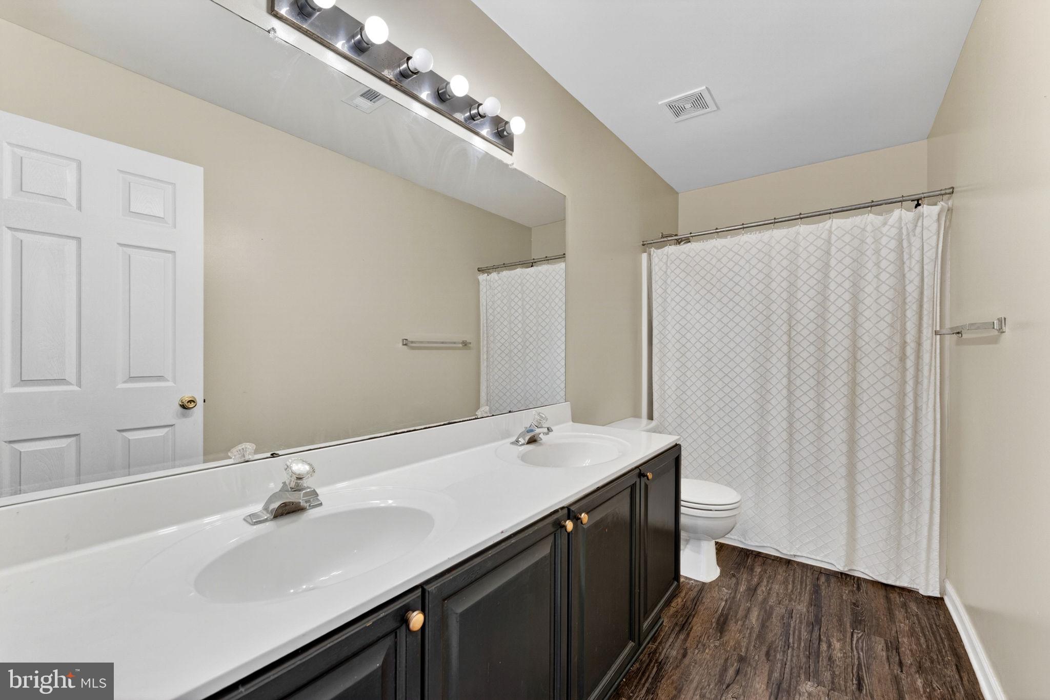 LOCUST HILL - Residential