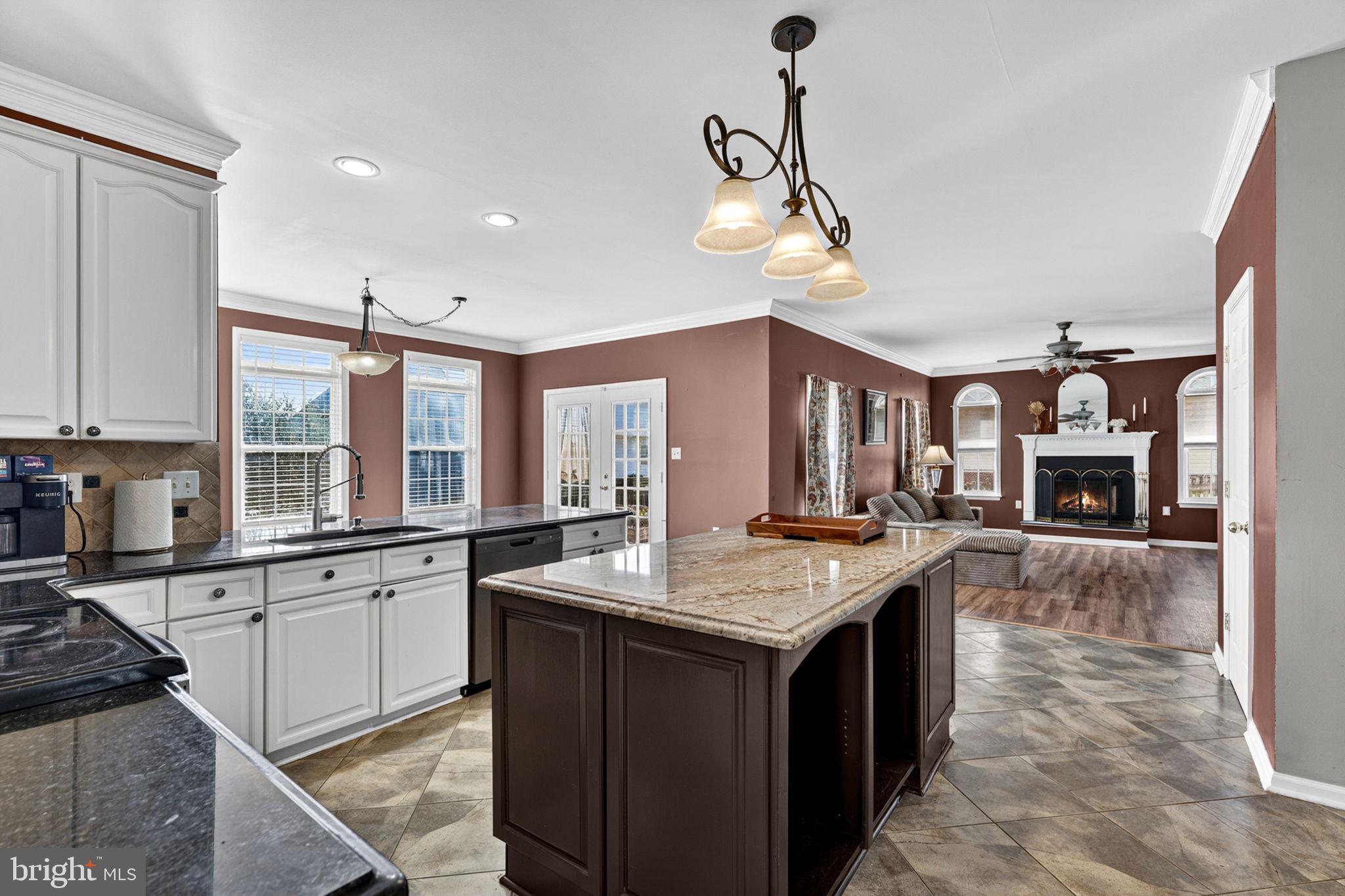 LOCUST HILL - Residential