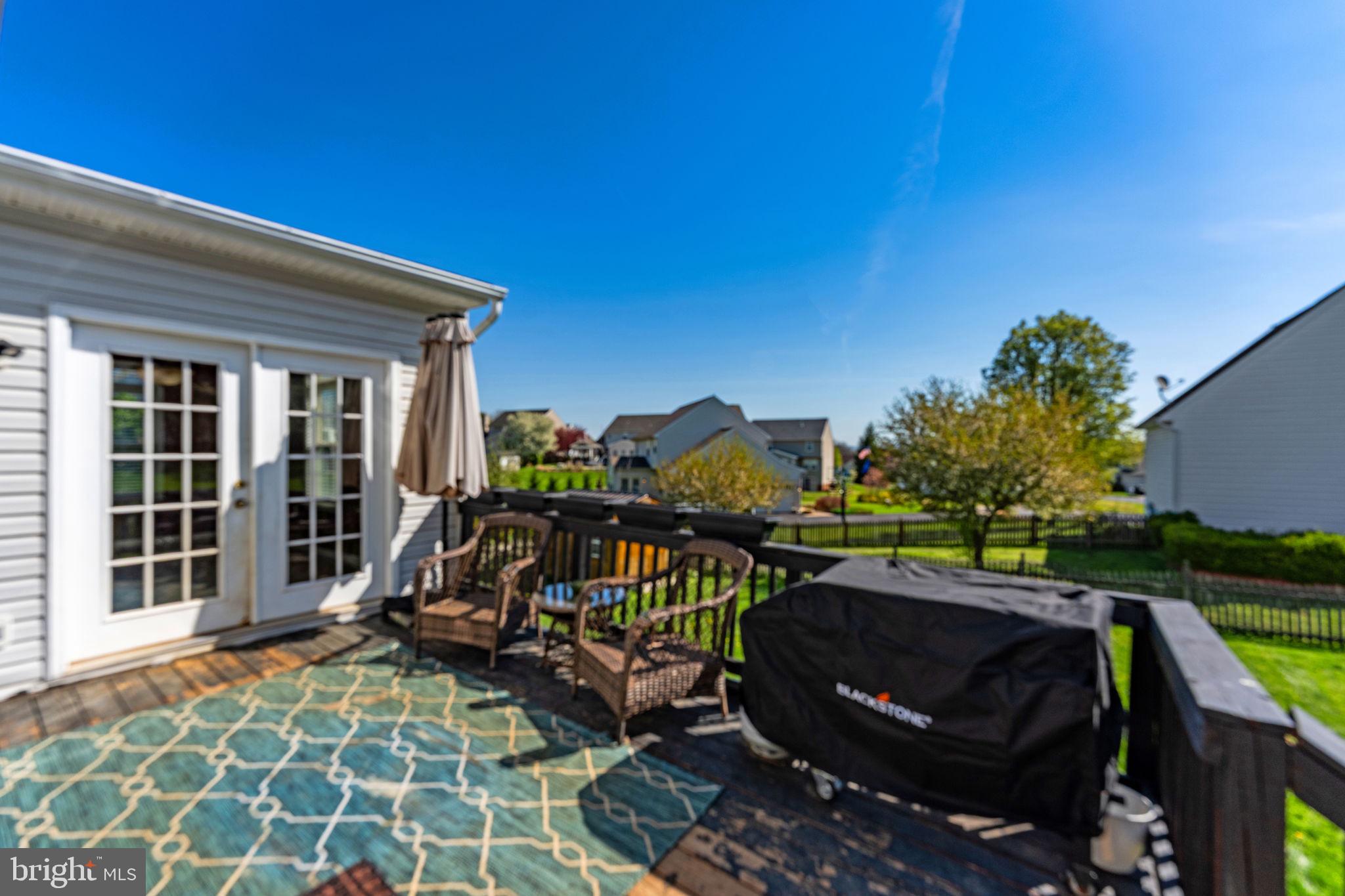 LOCUST HILL - Residential