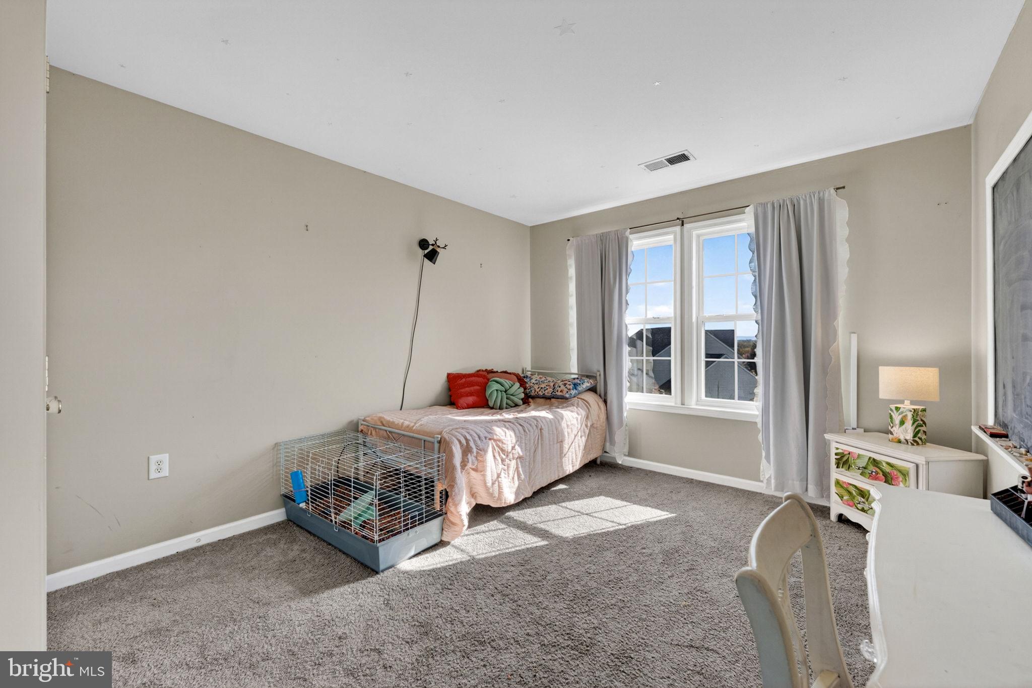 LOCUST HILL - Residential