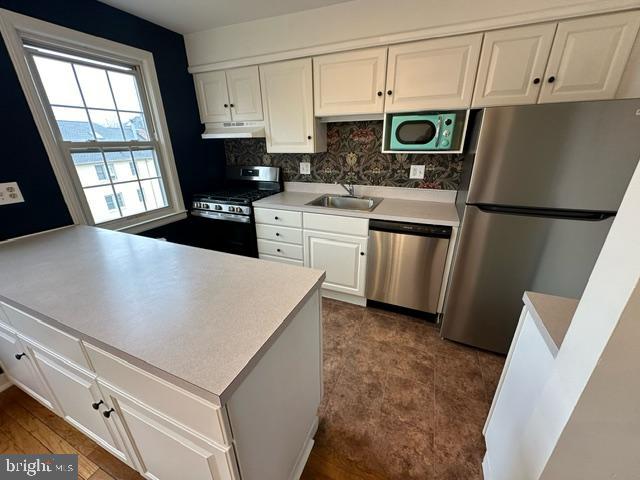 ROCK CREEK VILLAGE CONDOMINIUMS - Residential Lease