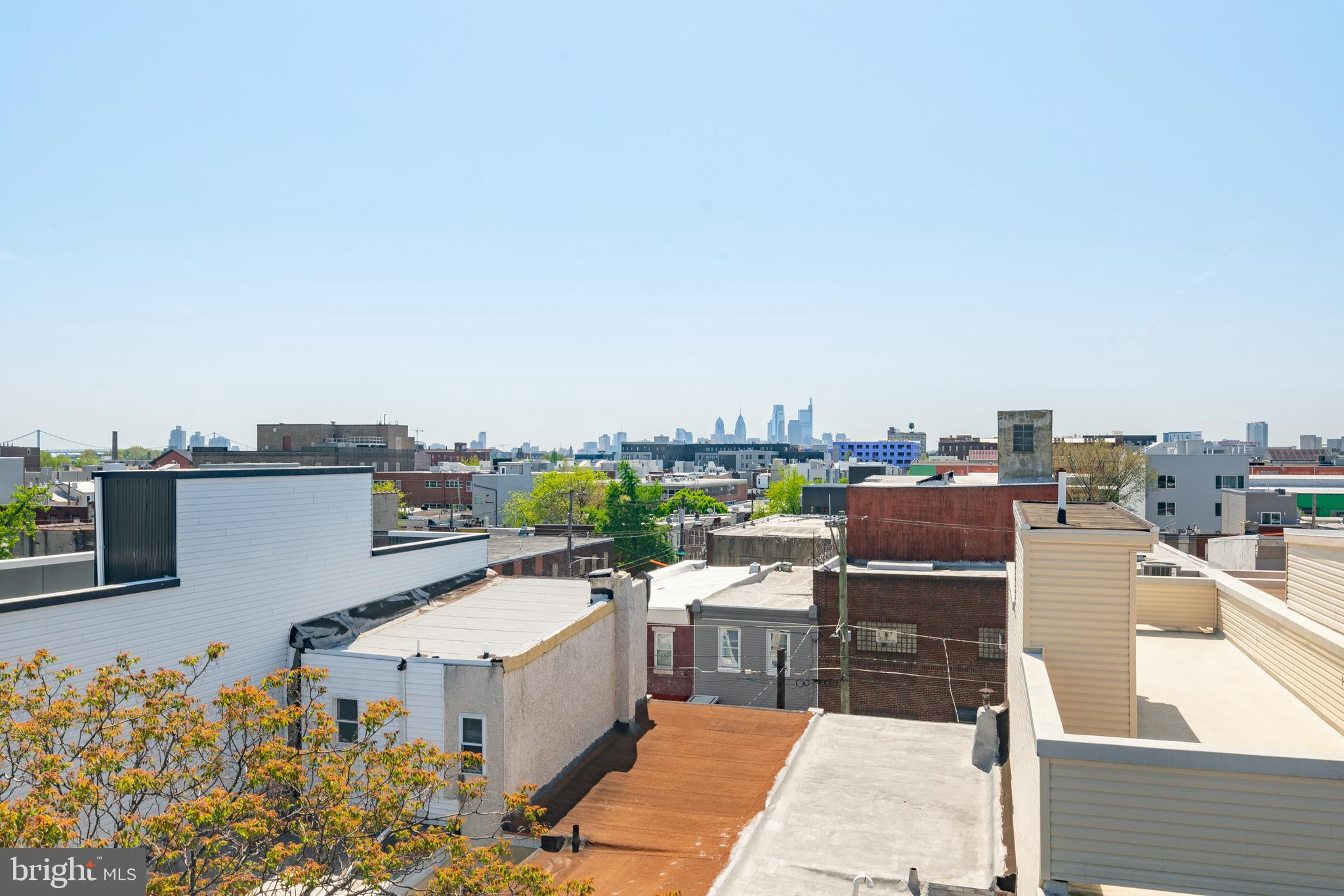 EAST KENSINGTON - Commercial Sale